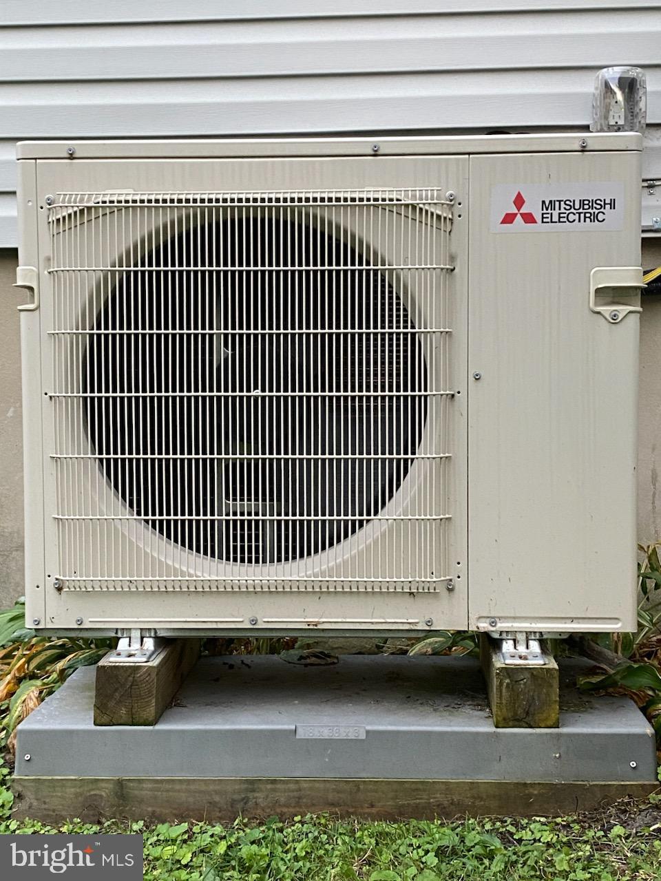 HAZELWOOD FARMS - Residential