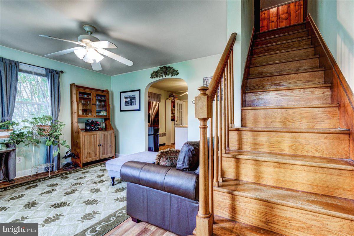 HAZELWOOD FARMS - Residential