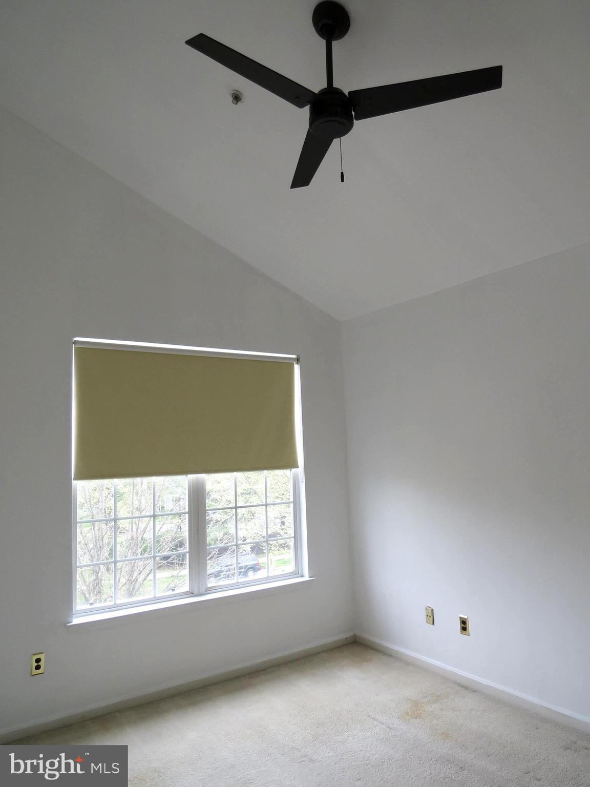 HAMPSHIRE HALL CONDO - Residential