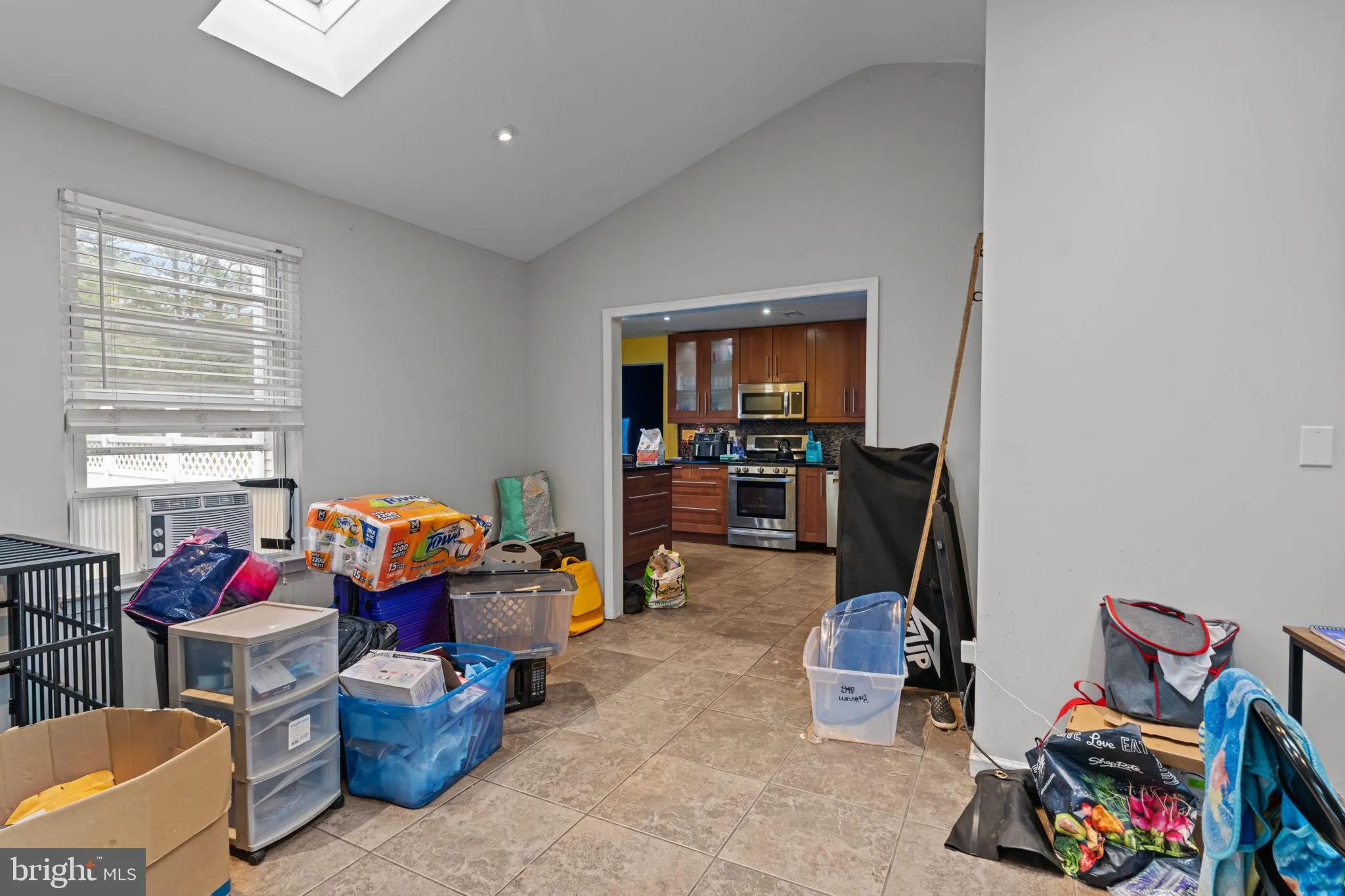 Sicklerville, New Jersey 08081, United States, 3 Bedrooms Bedrooms, ,2 BathroomsBathrooms,Residential,Active,216668