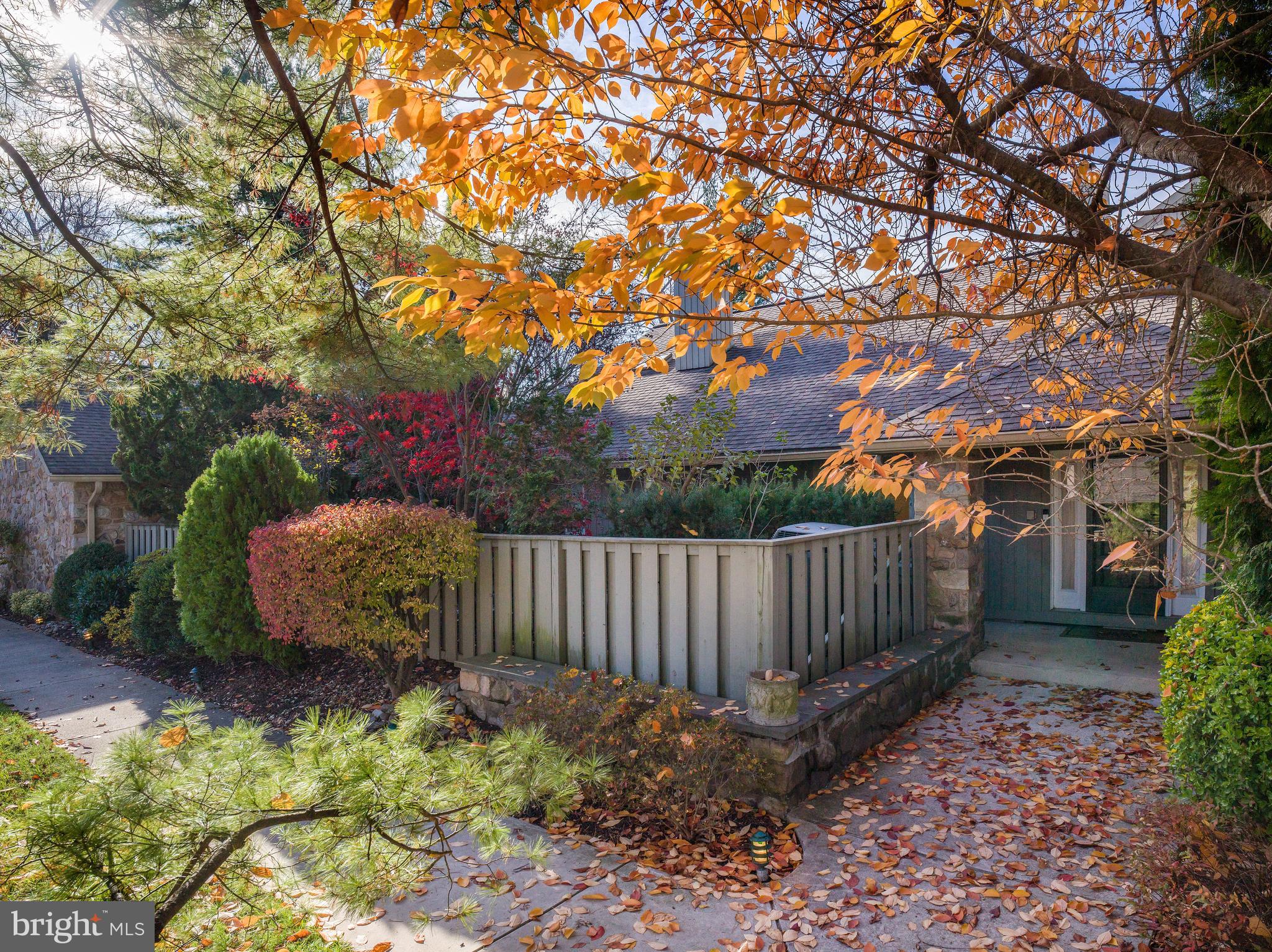 1270 ROUND HILL ROAD