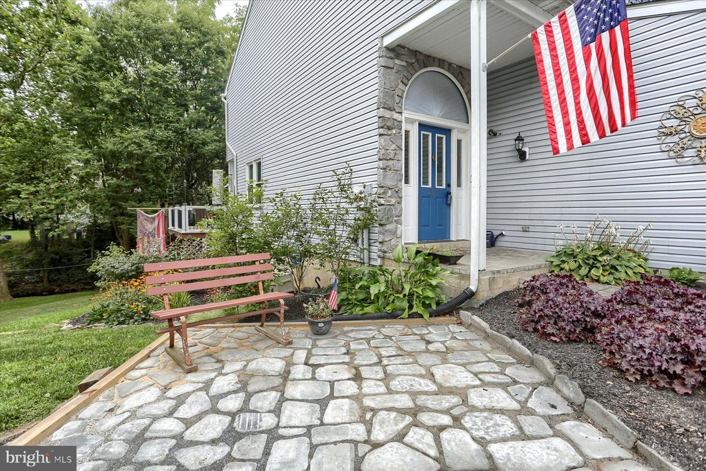 Photo of 853 S PEARL ST, LANCASTER, PA 17603 (MLS # PALA2039982)