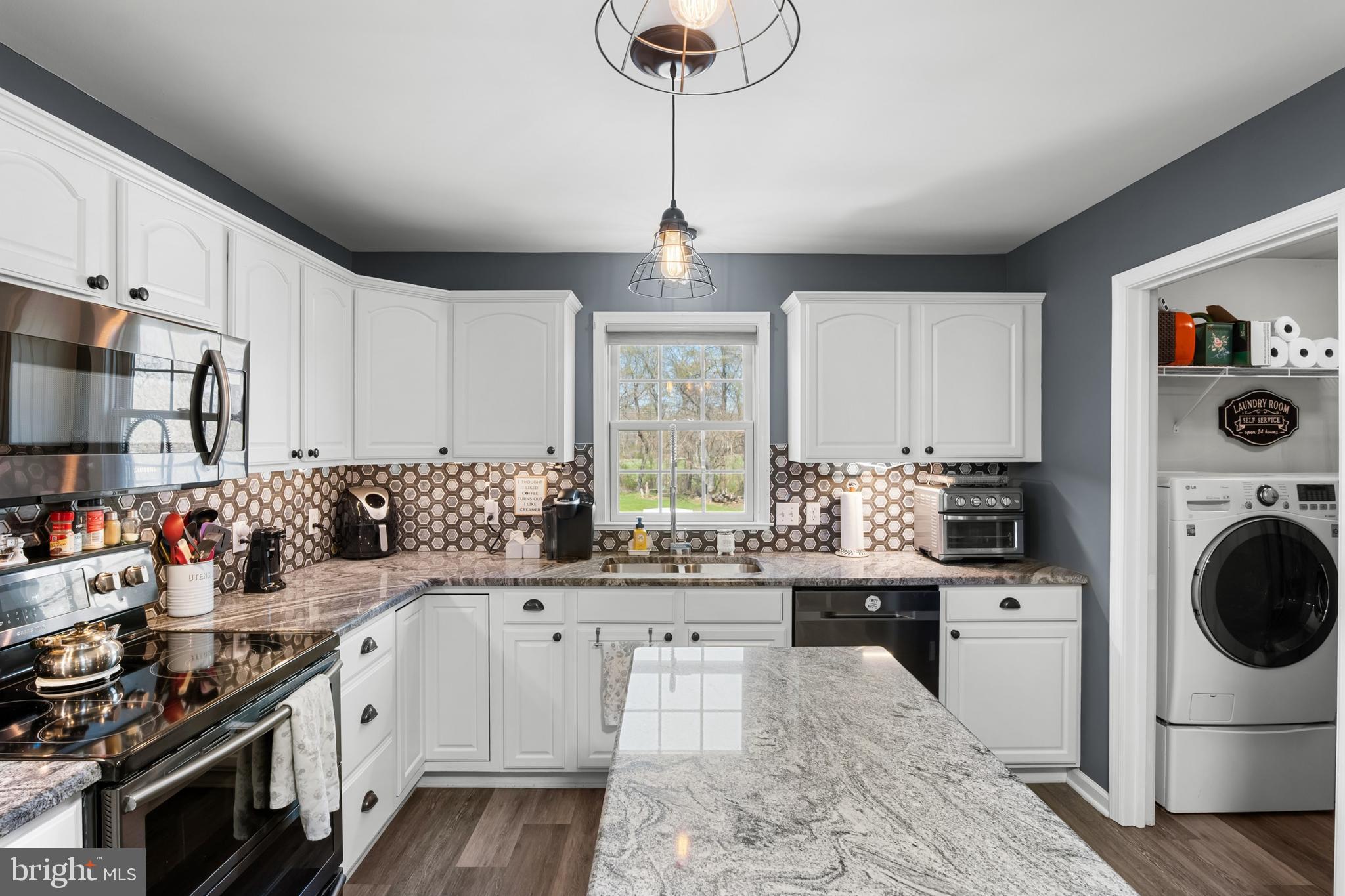 THOMASVILLE - Residential