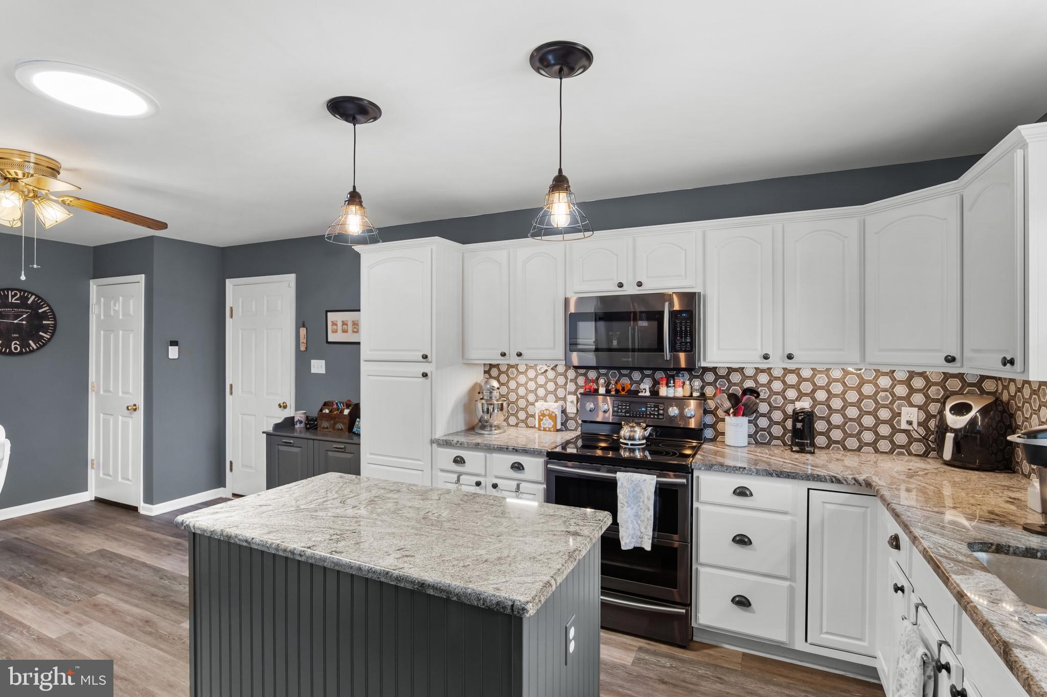 THOMASVILLE - Residential