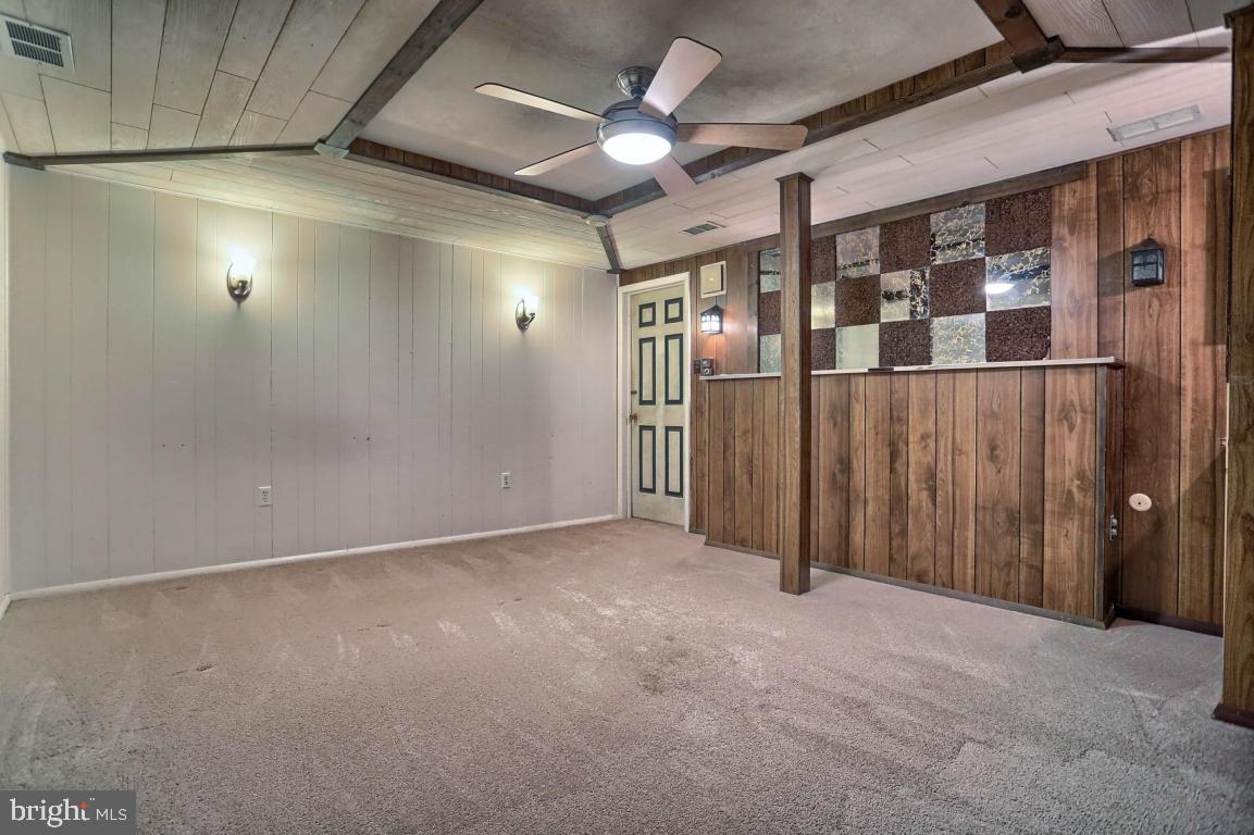 VISTA HEIGHTS - Residential
