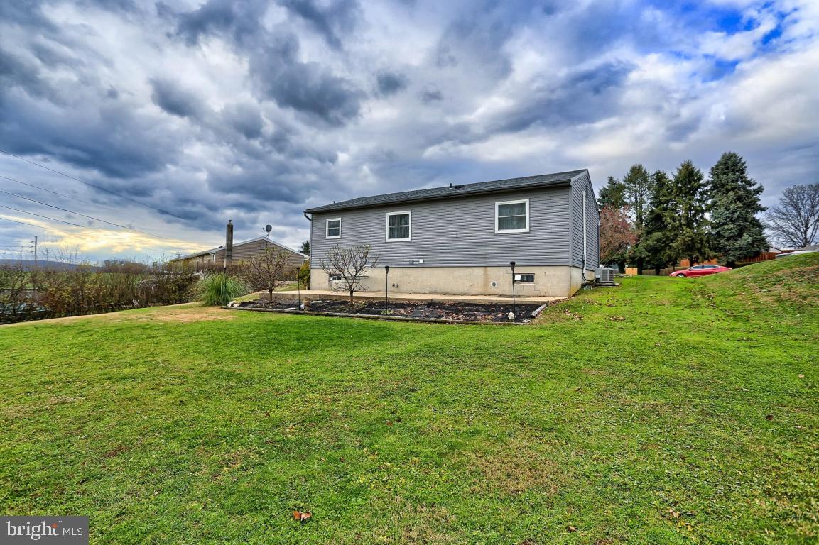 VISTA HEIGHTS - Residential