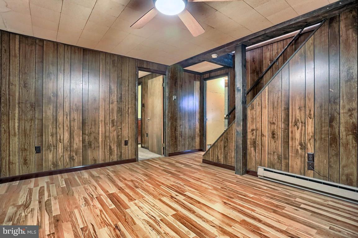 VISTA HEIGHTS - Residential