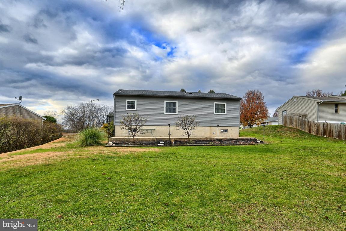 VISTA HEIGHTS - Residential