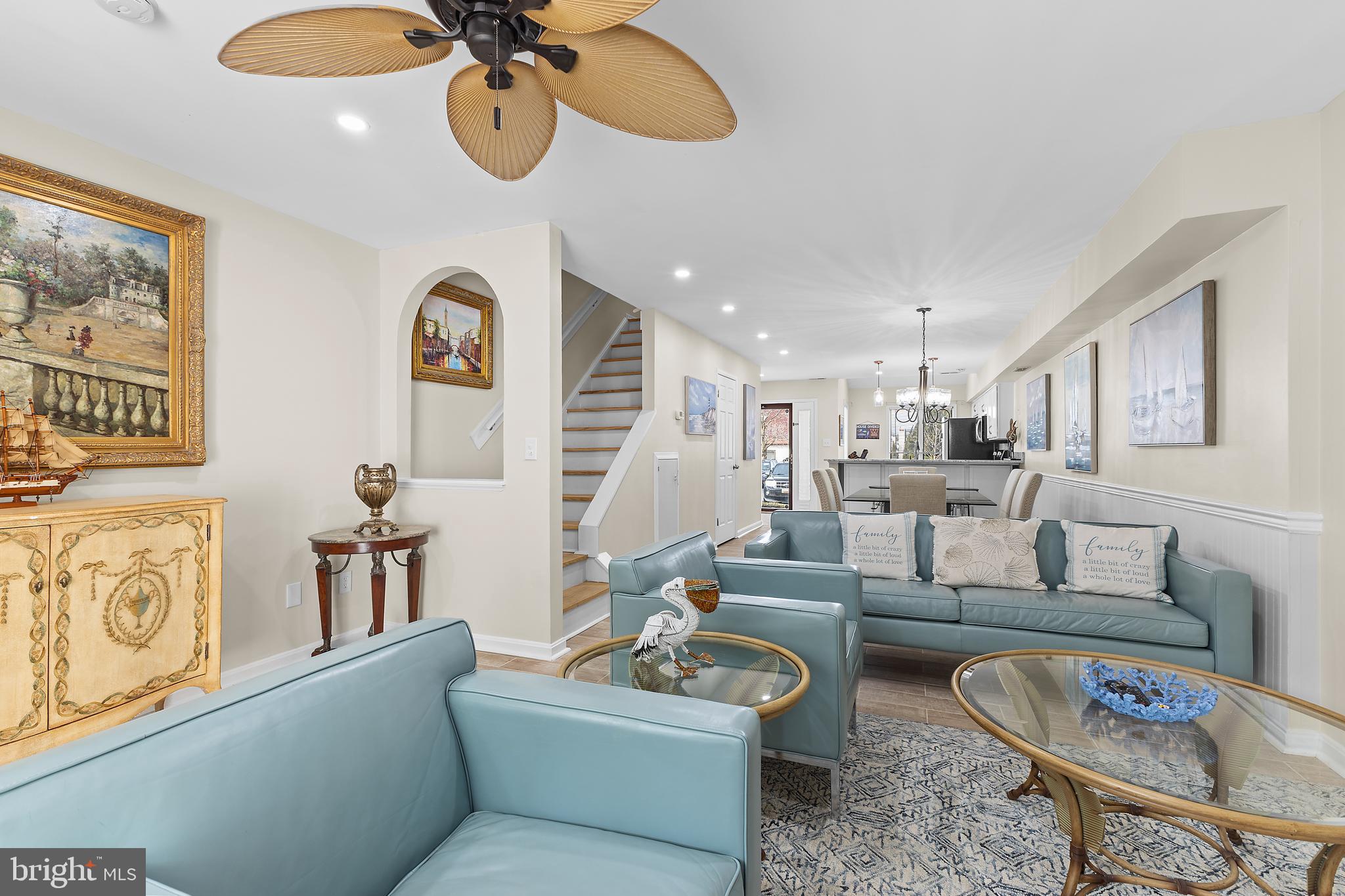 QUEENS LANDING - Residential