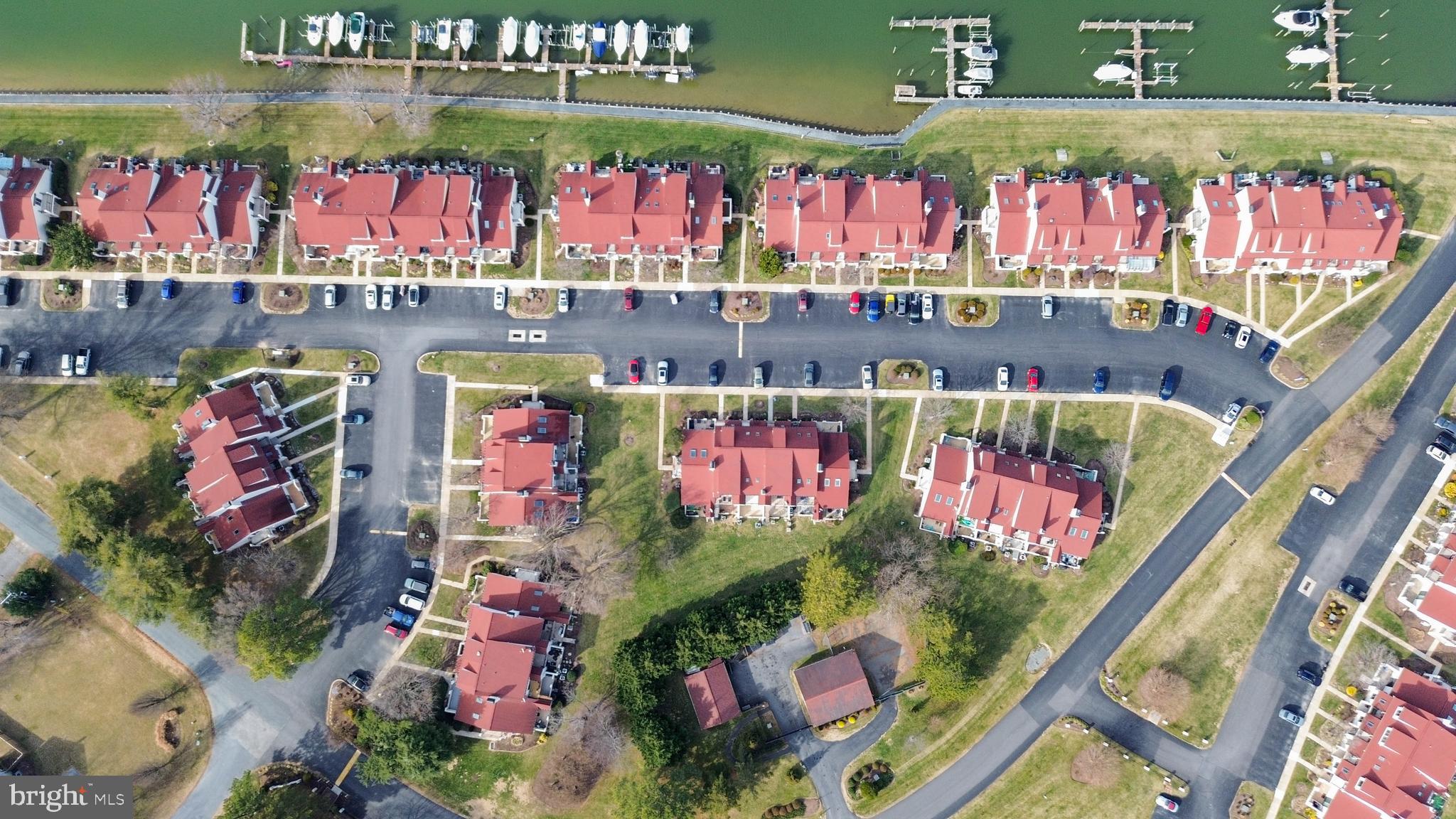 QUEENS LANDING - Residential