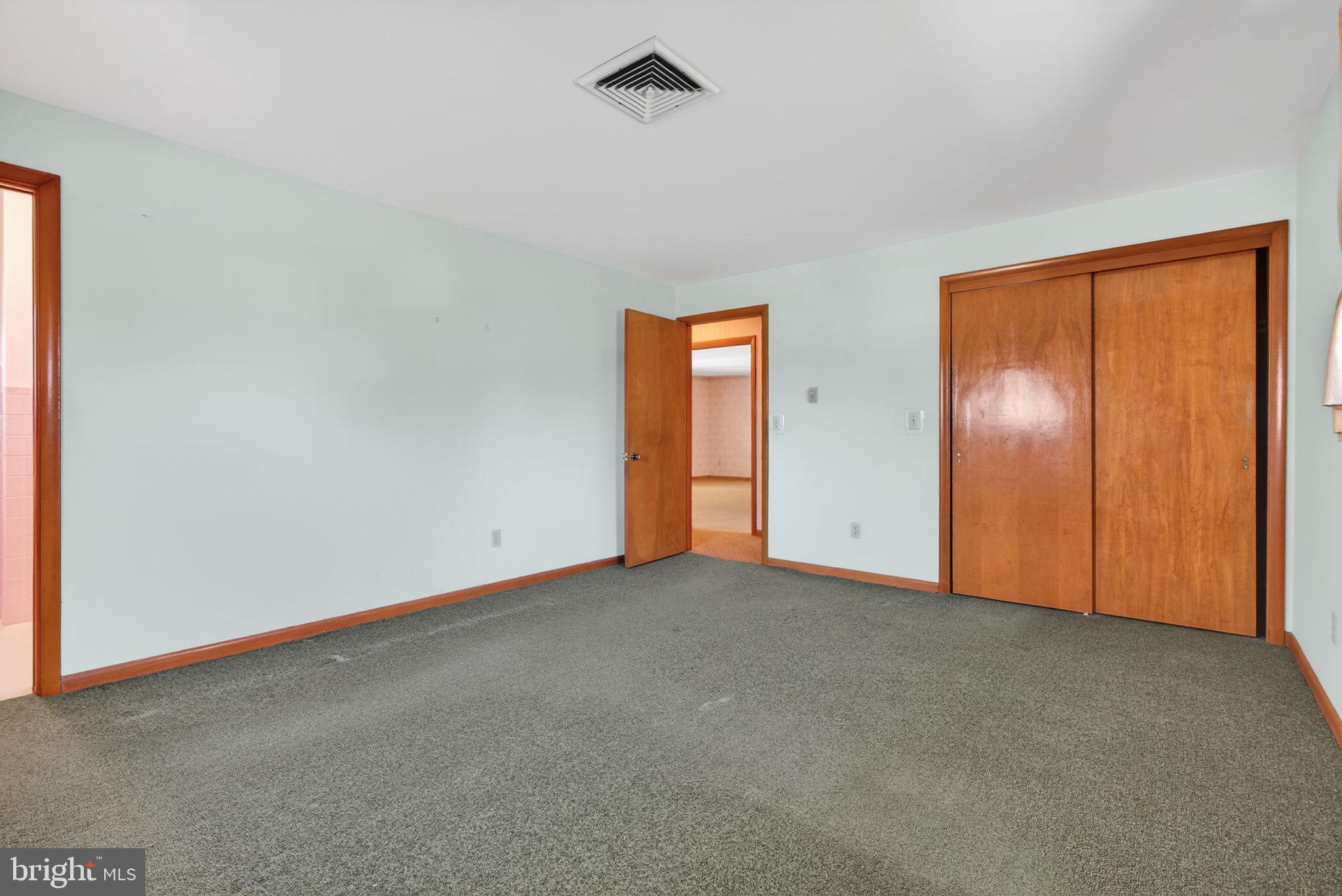 KARINCHVILLE - Residential