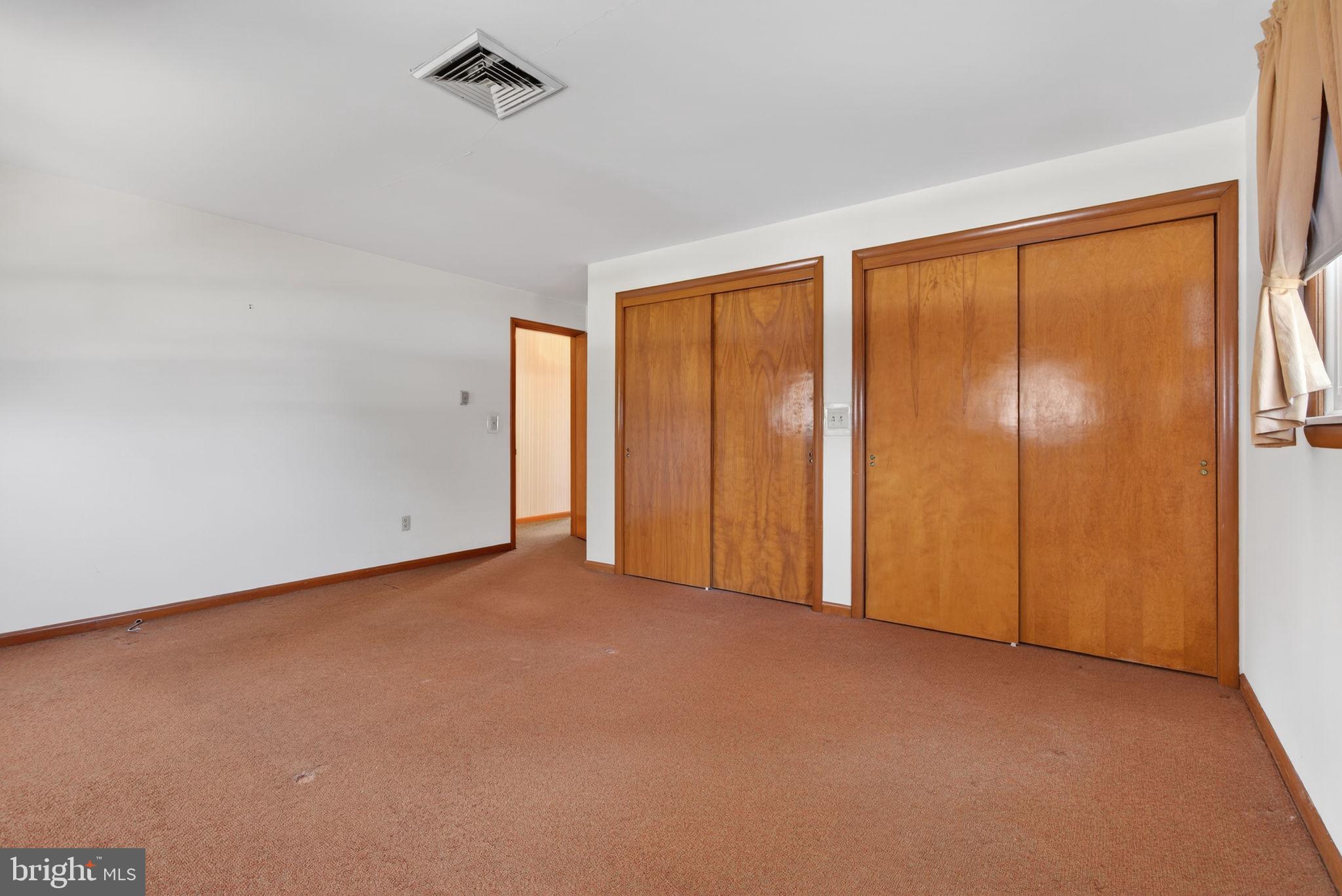 KARINCHVILLE - Residential