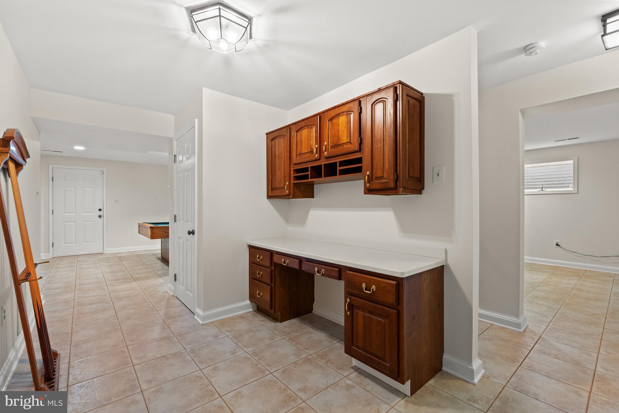 CONDON MANOR OF MCLEAN - Residential