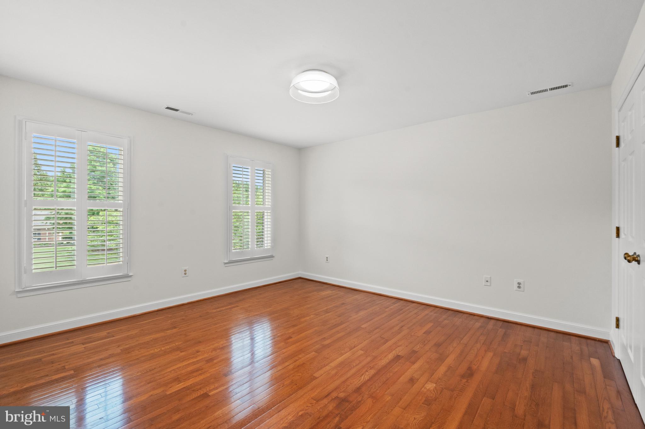 CONDON MANOR OF MCLEAN - Residential