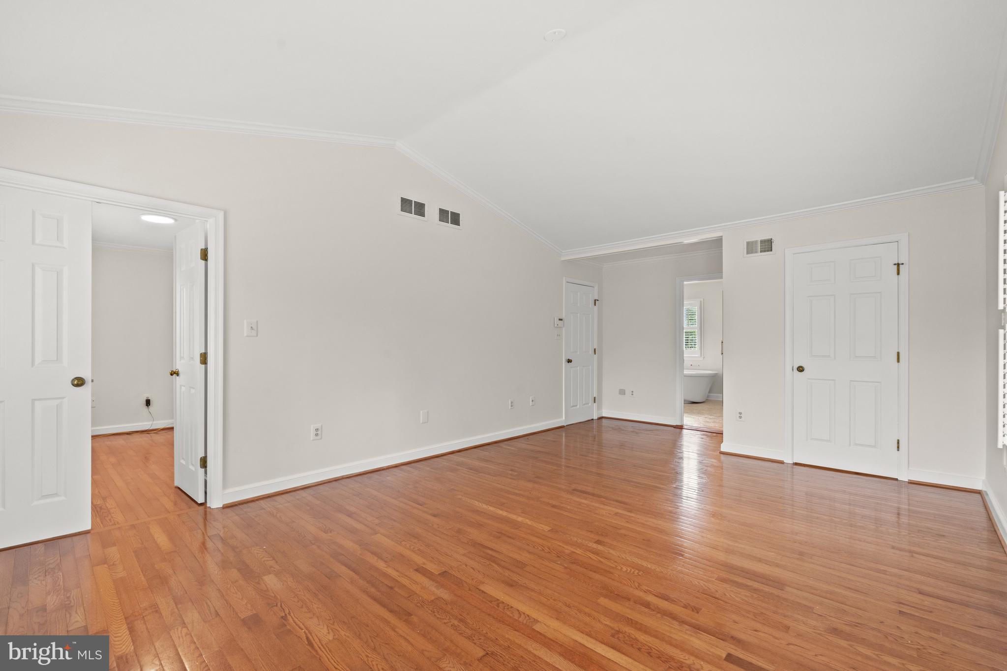 CONDON MANOR OF MCLEAN - Residential