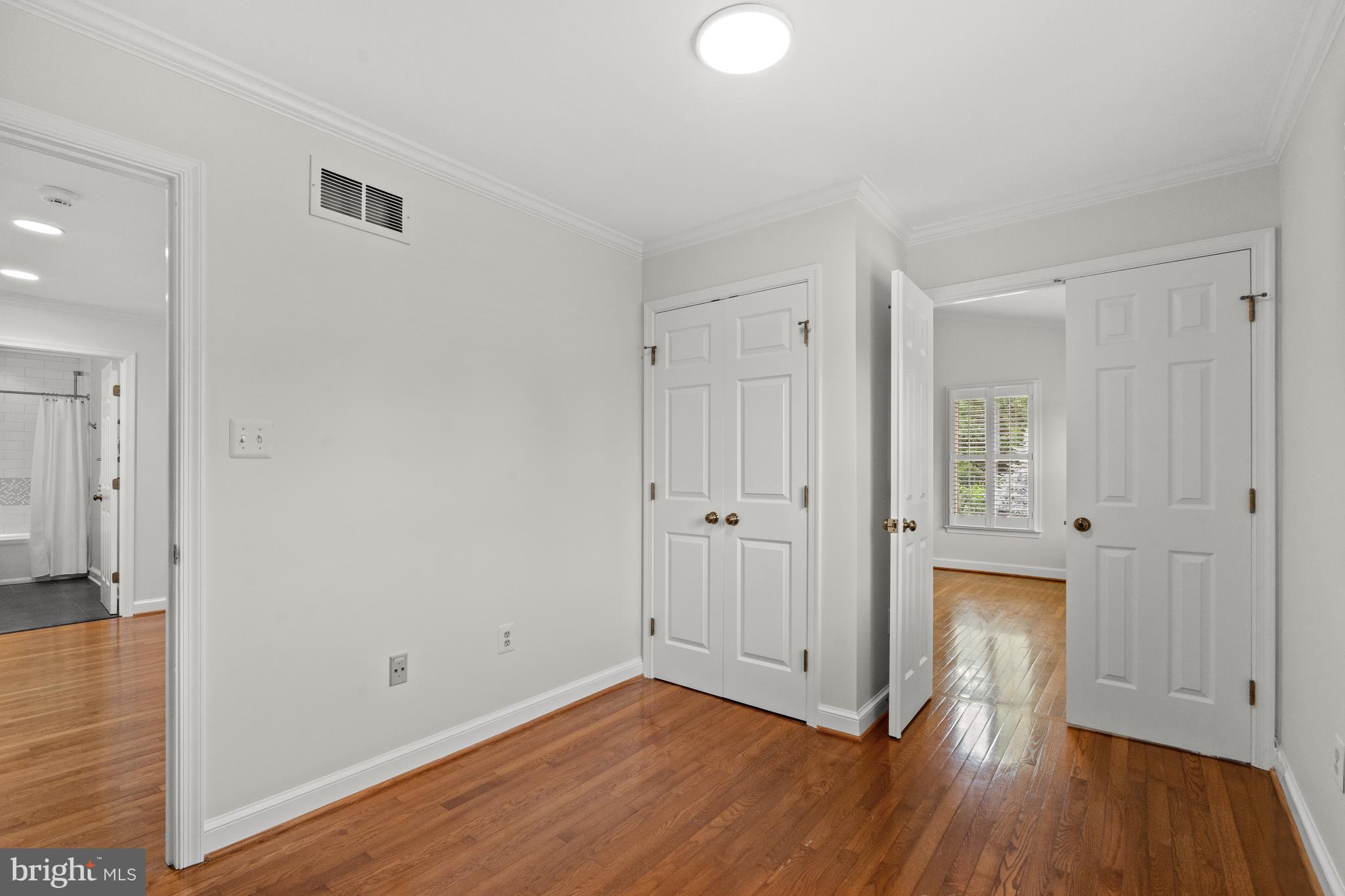 CONDON MANOR OF MCLEAN - Residential