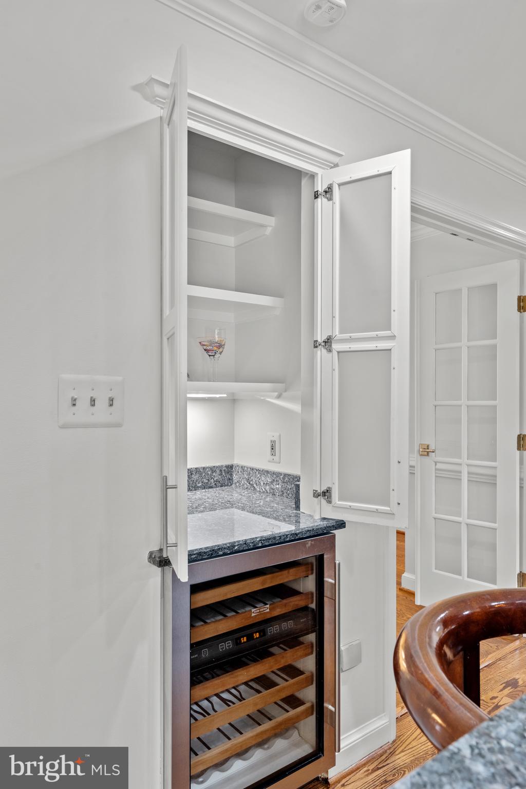 CONDON MANOR OF MCLEAN - Residential