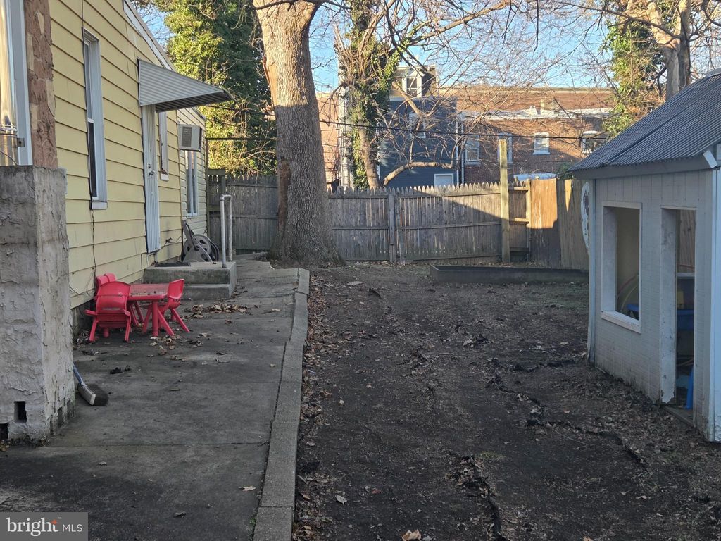 Photo of 222 W 8th Street, CHESTER, PA 19013 (MLS # PADE2106410)