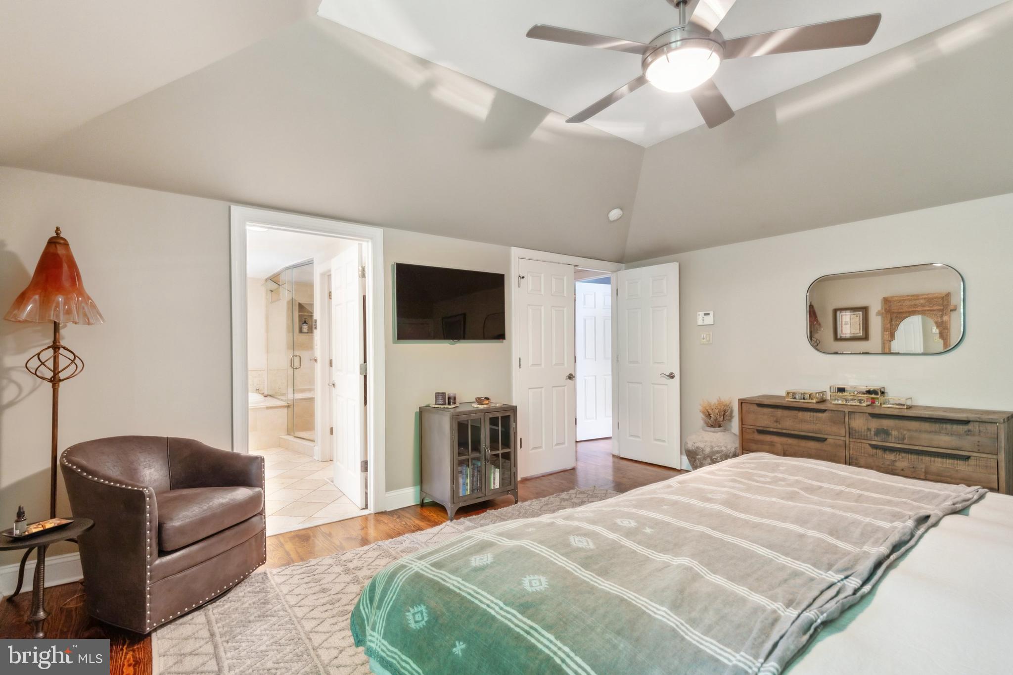 LAFAYETTE HILL - Residential