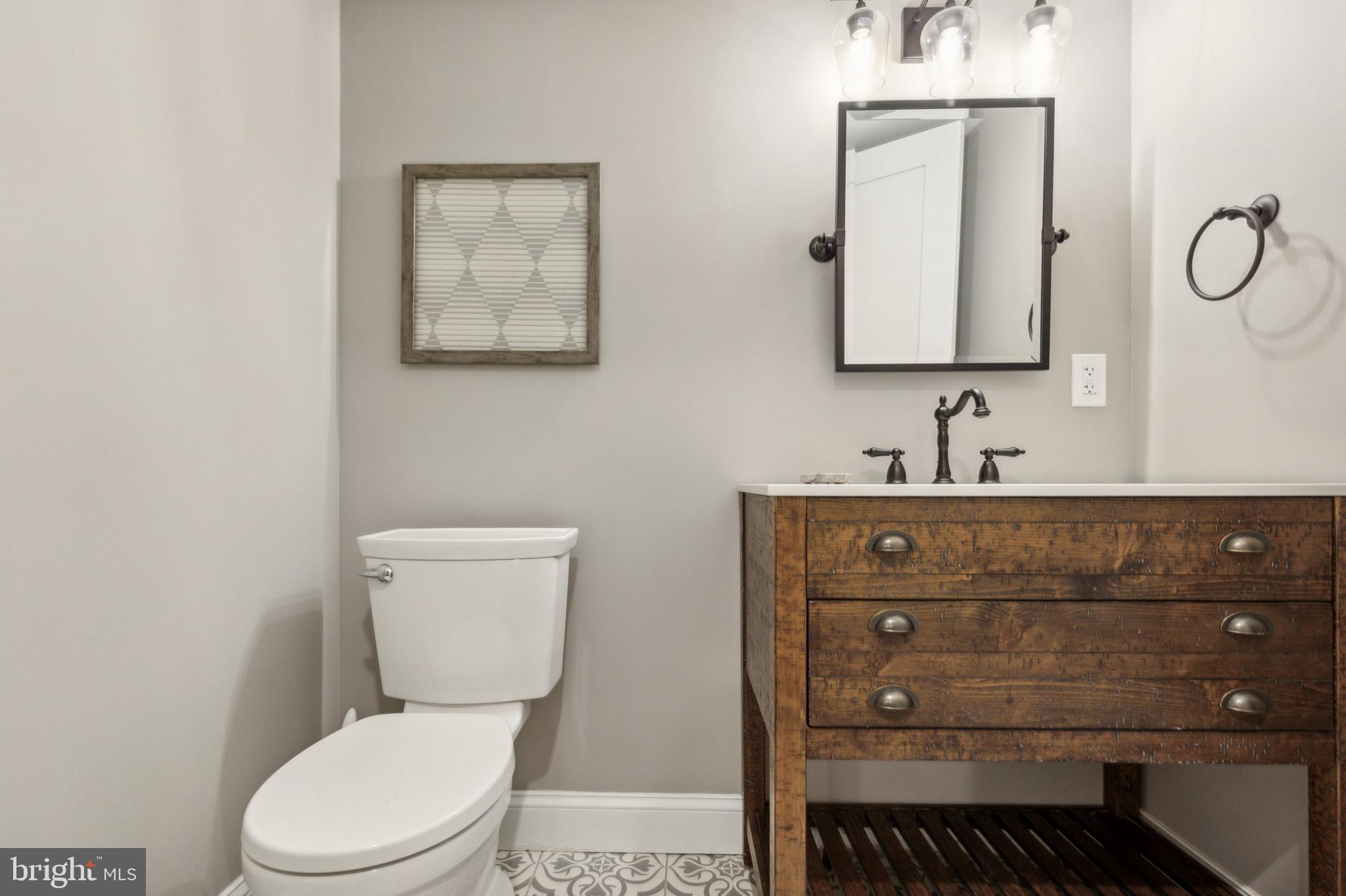 LAFAYETTE HILL - Residential