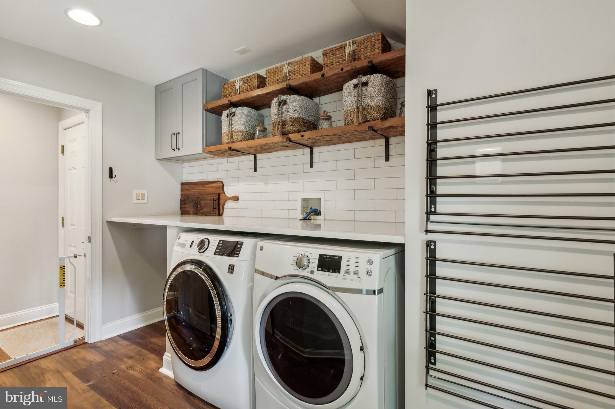 LAFAYETTE HILL - Residential