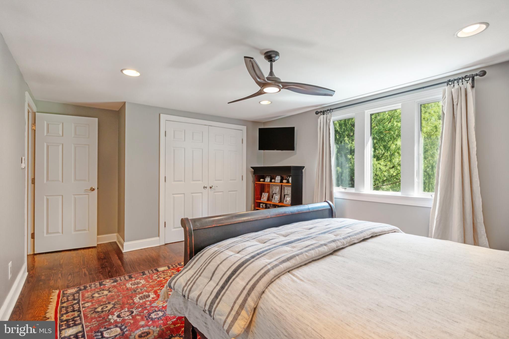 LAFAYETTE HILL - Residential