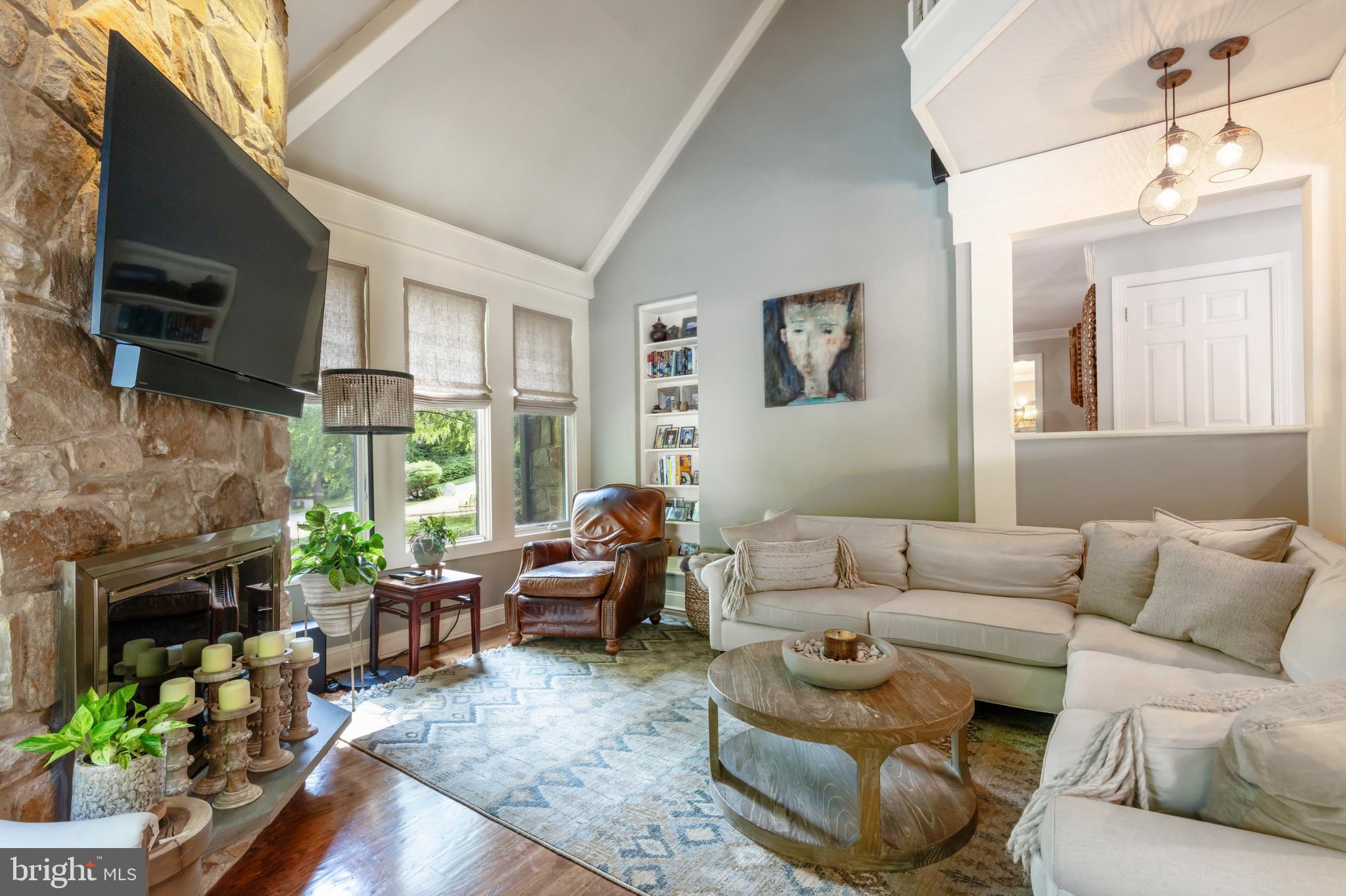 LAFAYETTE HILL - Residential