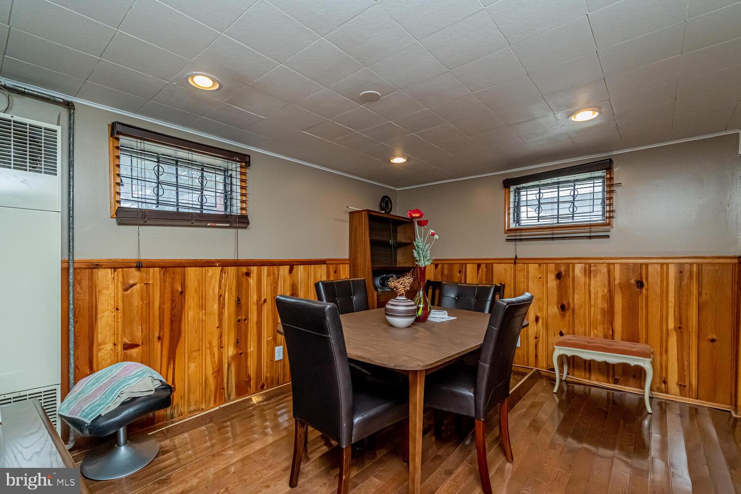 HILLSBOROUGH - Residential