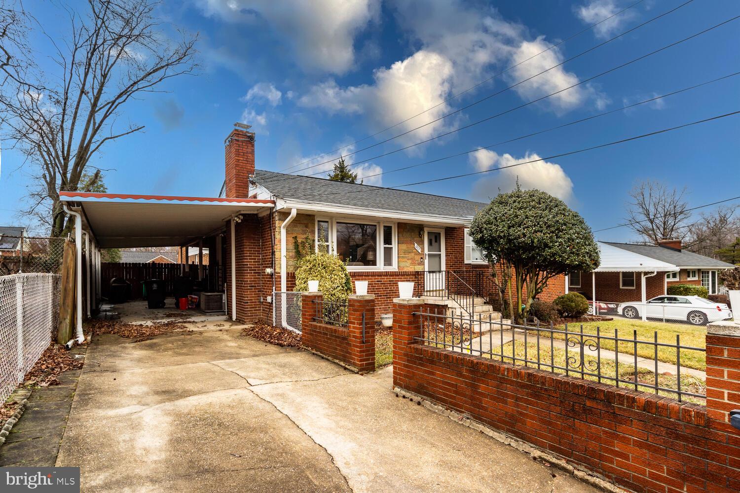 HILLSBOROUGH - Residential