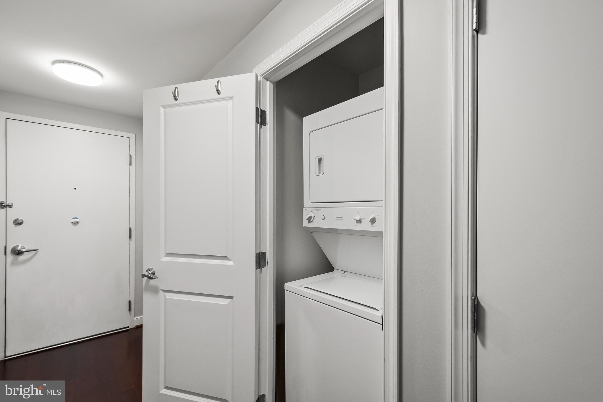 NATIONAL HARBOR - Residential Lease