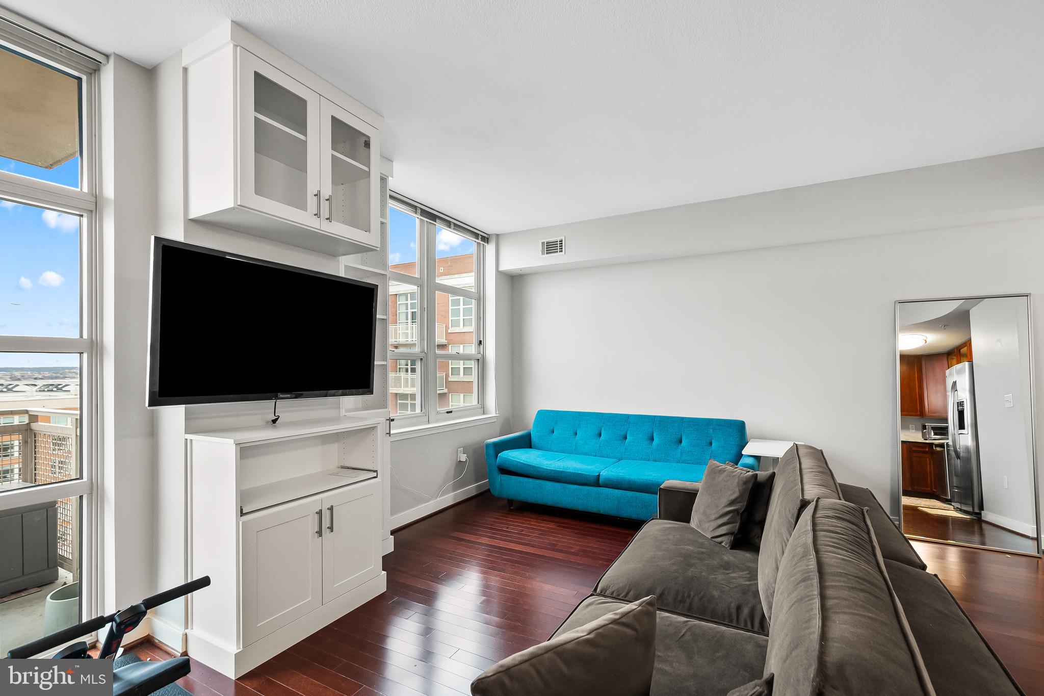 NATIONAL HARBOR - Residential Lease