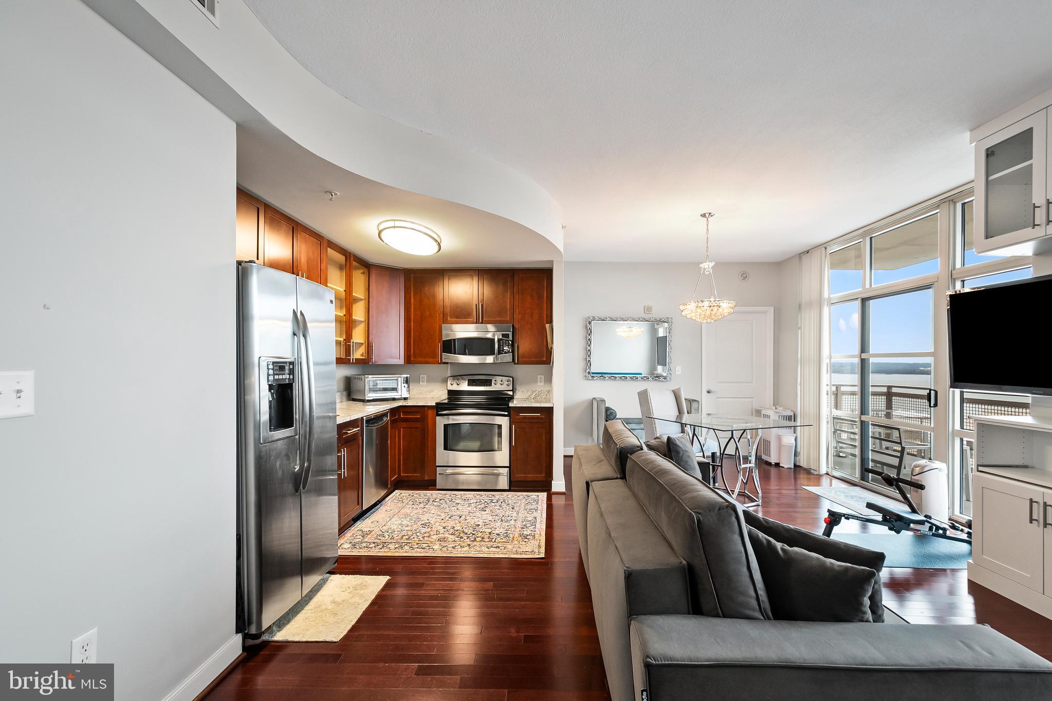 NATIONAL HARBOR - Residential Lease