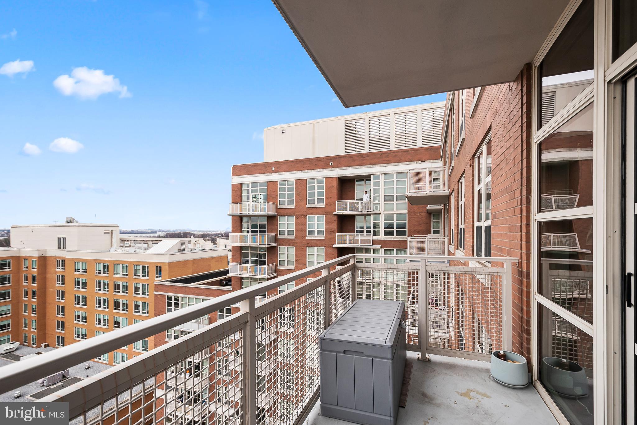 NATIONAL HARBOR - Residential Lease