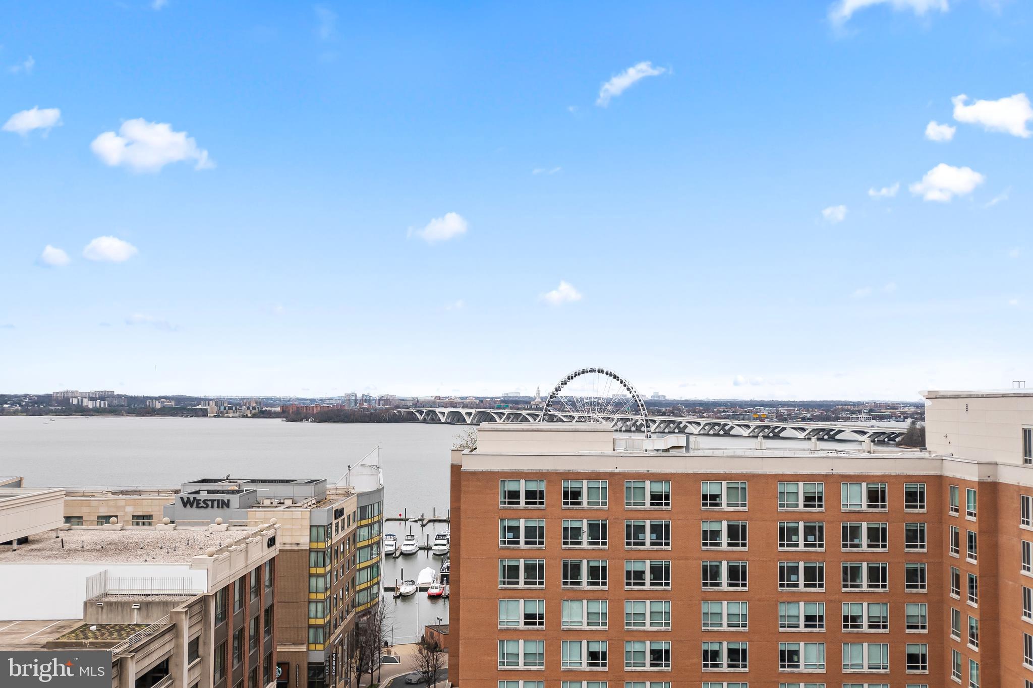 NATIONAL HARBOR - Residential Lease