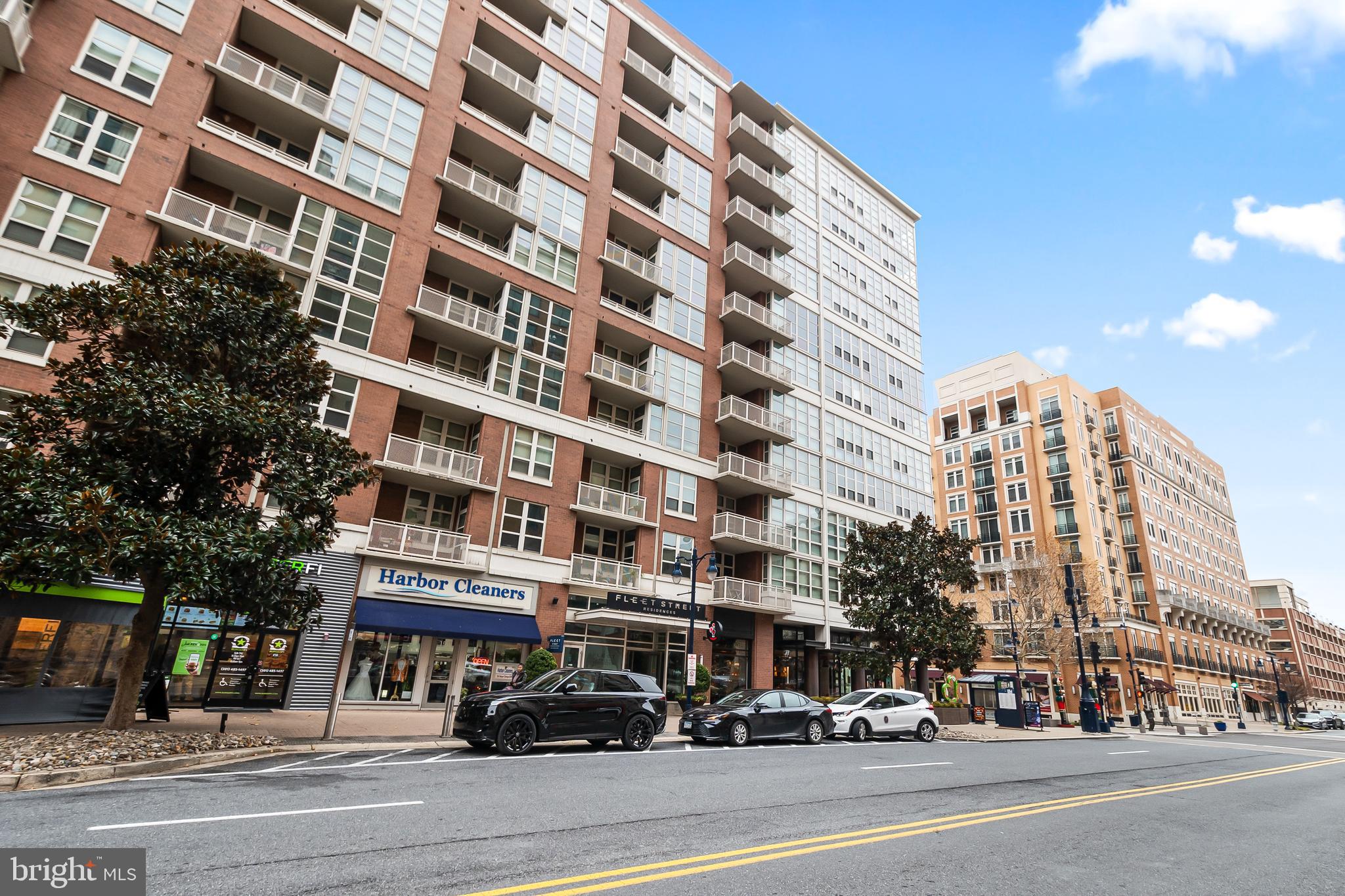 NATIONAL HARBOR - Residential Lease