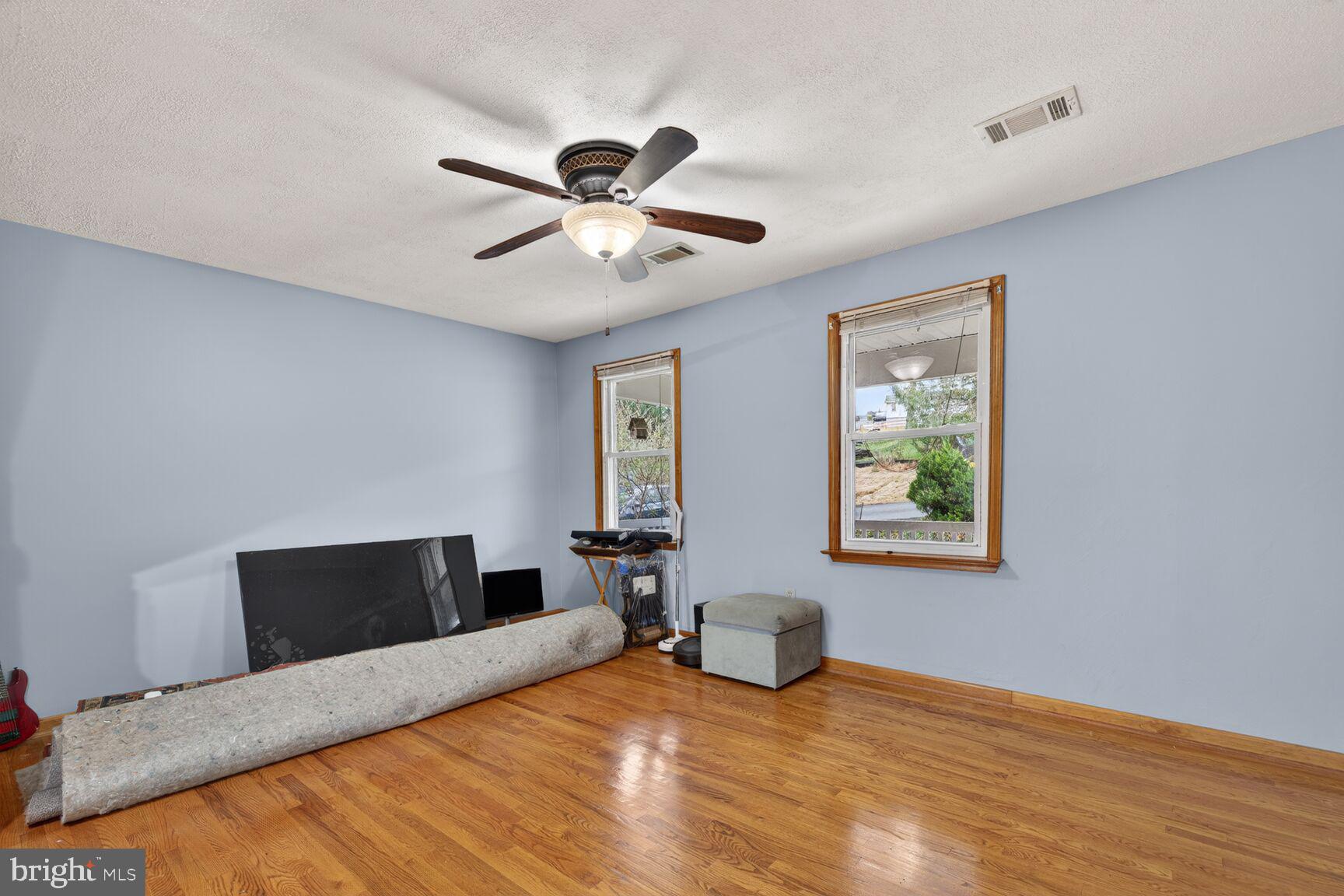 BRUNSWICK HEIGHTS - Residential