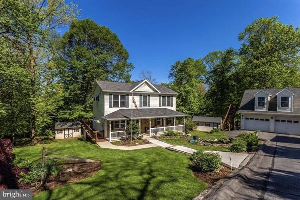 Photo of 505 4th Avenue, BRUNSWICK, MD 21716 (MLS # MDFR2078744)