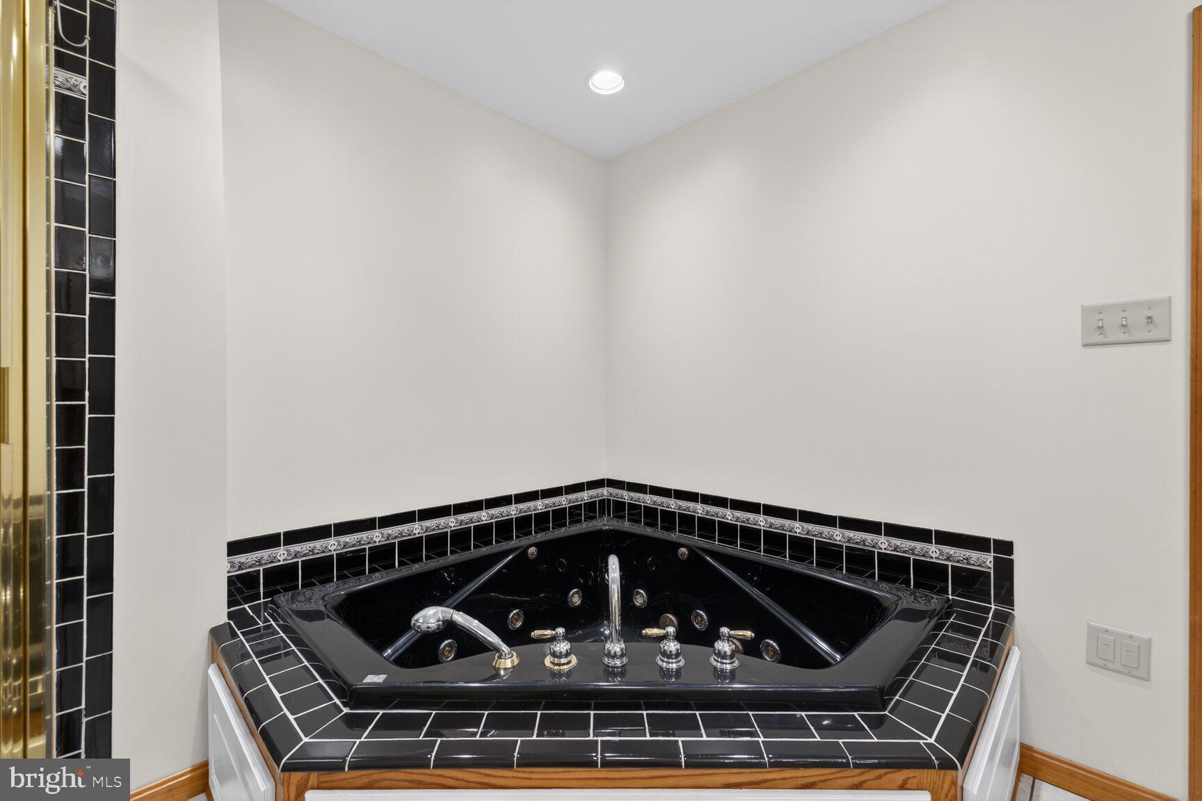 BRUNSWICK HEIGHTS - Residential