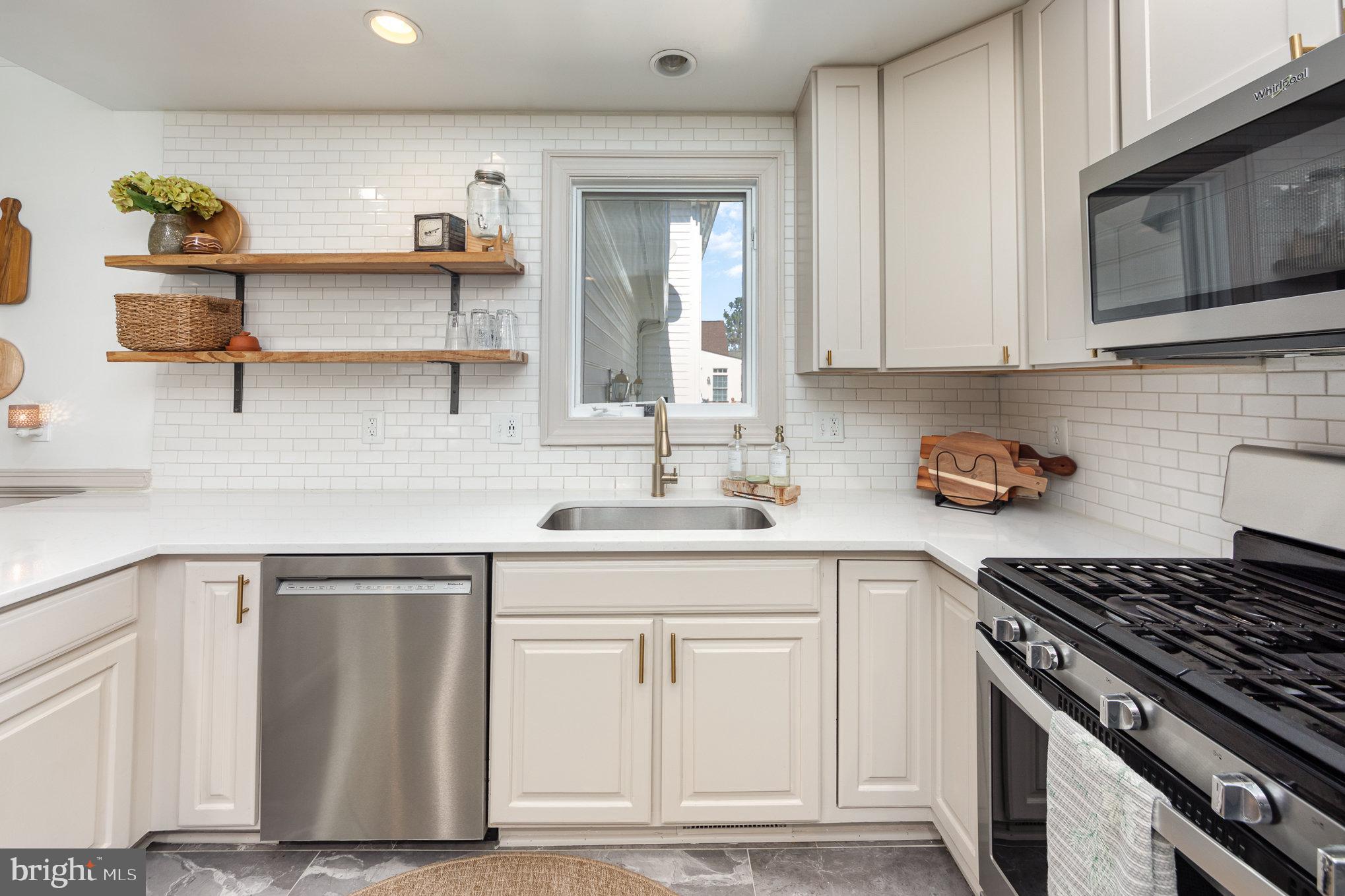 THE GREENS AT LEE'S HILL - Residential