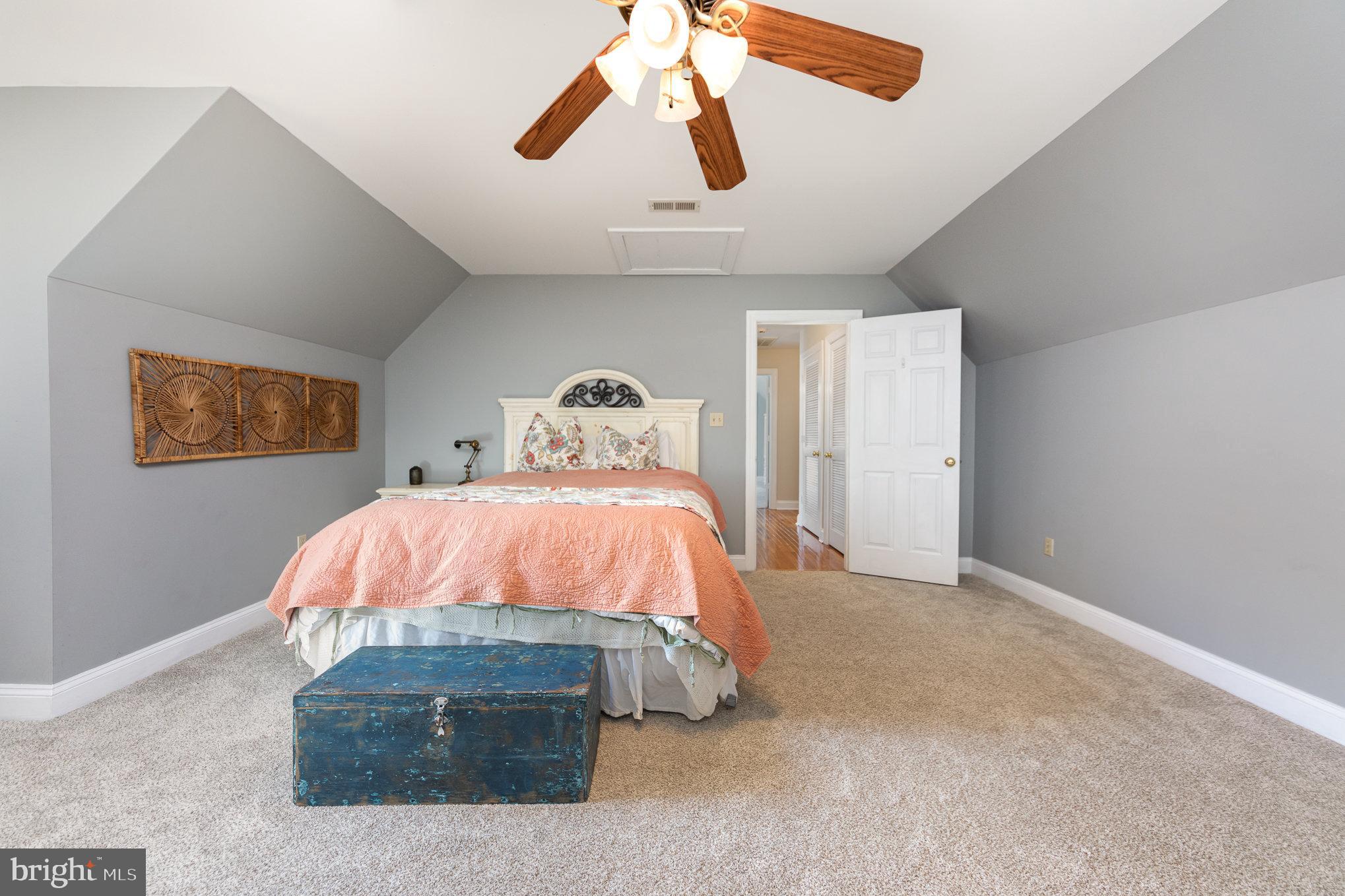 THE GREENS AT LEE'S HILL - Residential