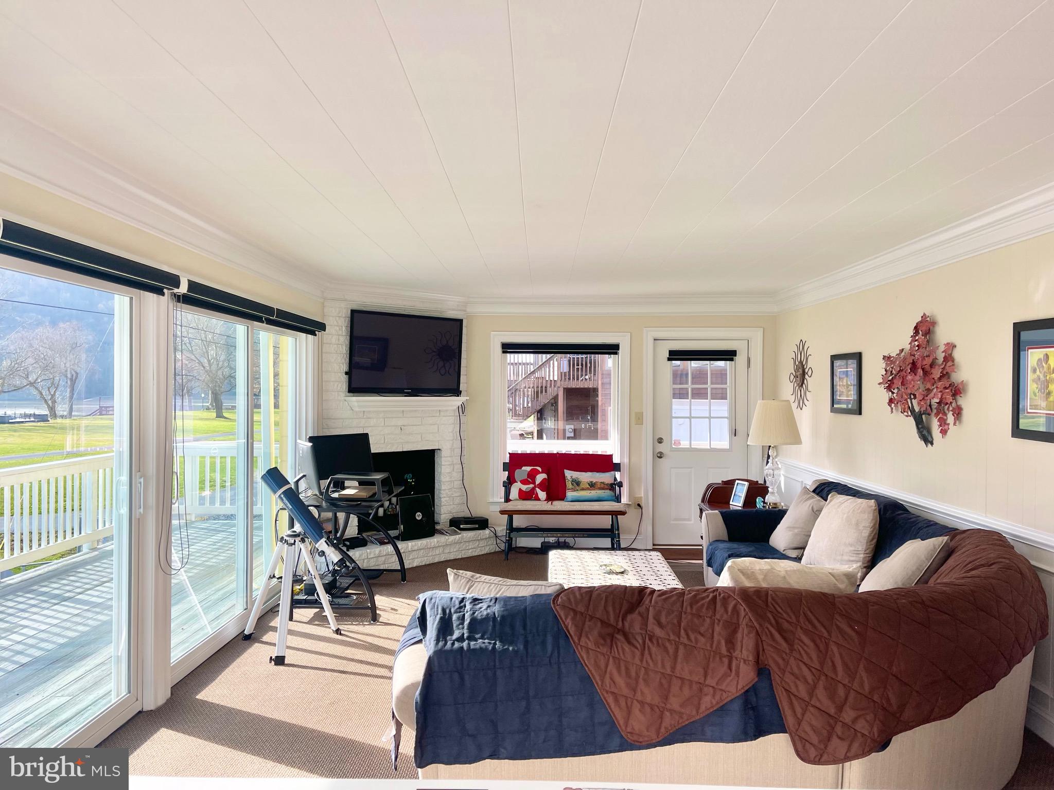 POTOMAC TERRACE - Residential