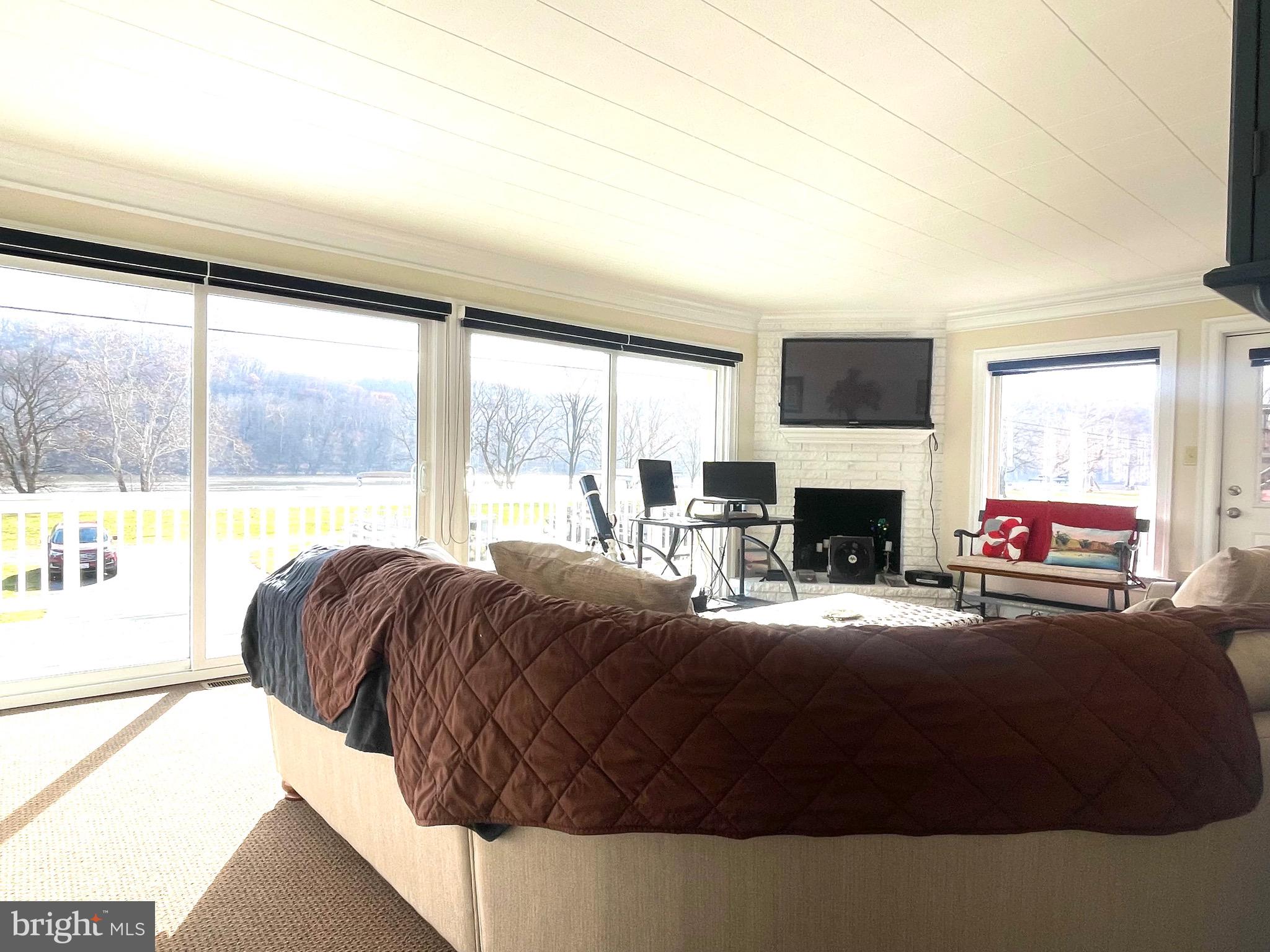 POTOMAC TERRACE - Residential