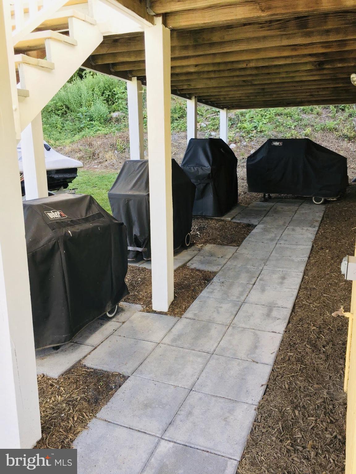 POTOMAC TERRACE - Residential