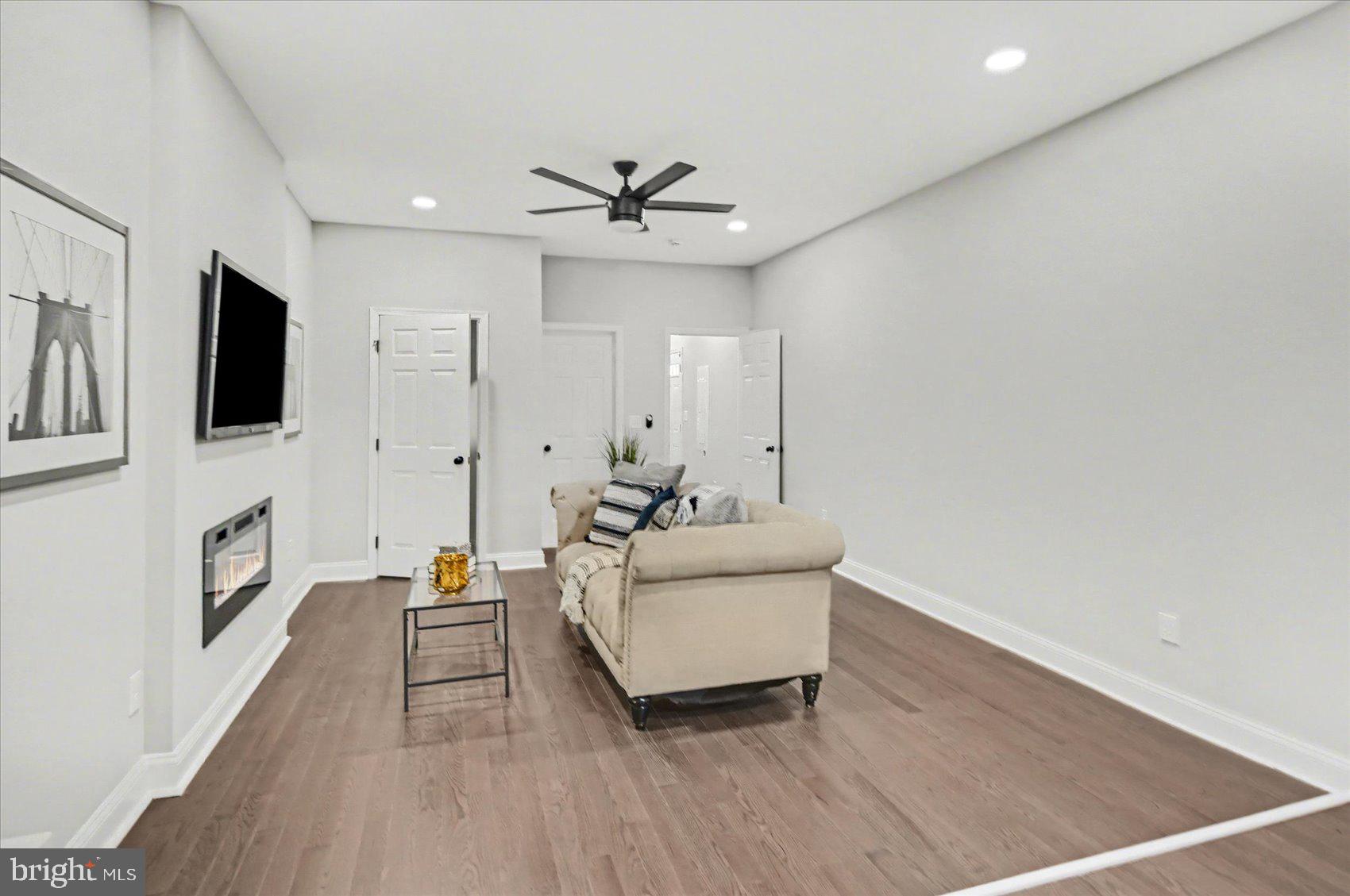 MONDAWMIN - Residential