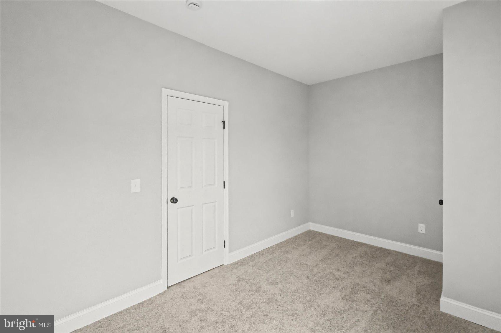 MONDAWMIN - Residential