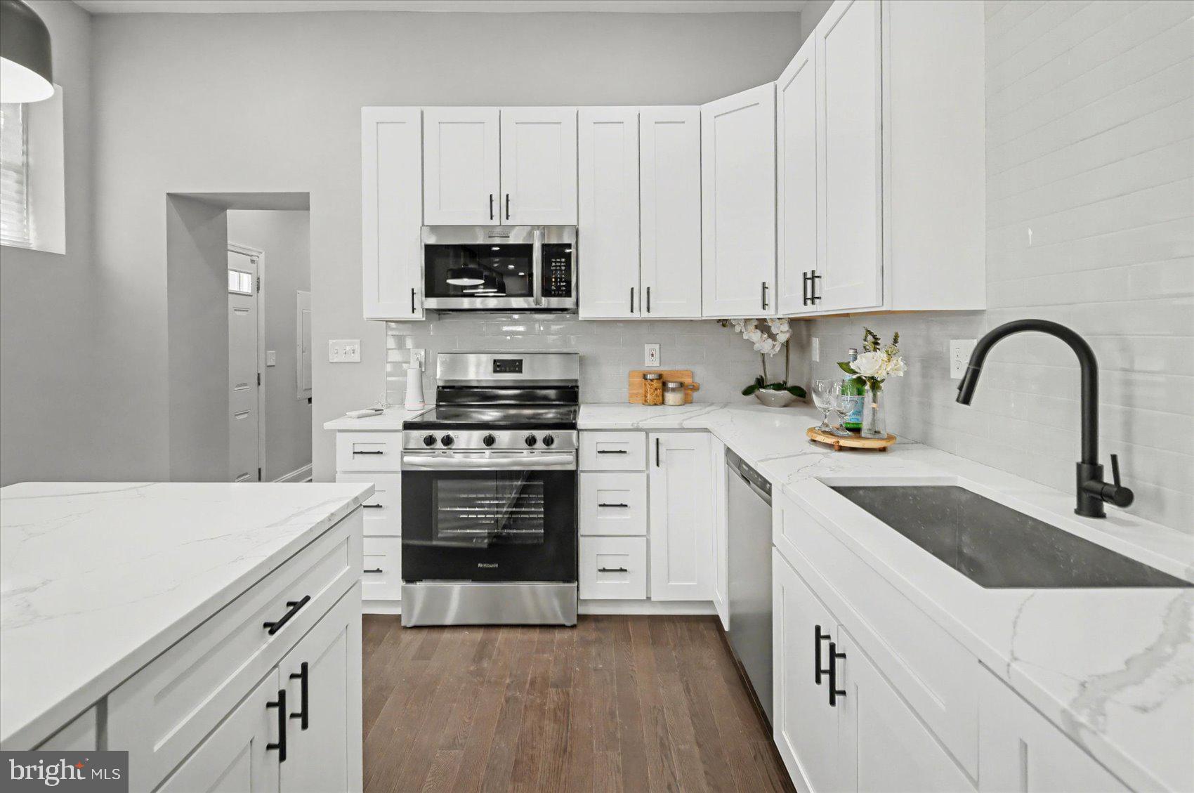 MONDAWMIN - Residential