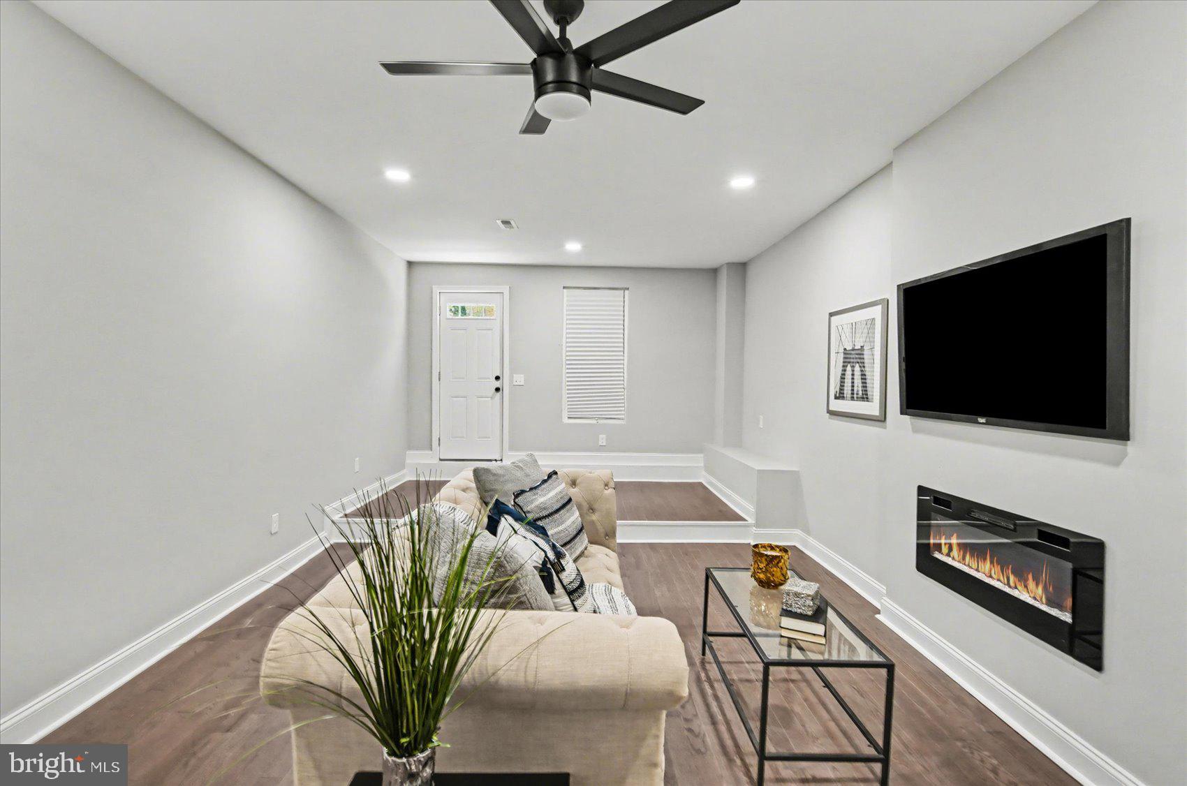 MONDAWMIN - Residential