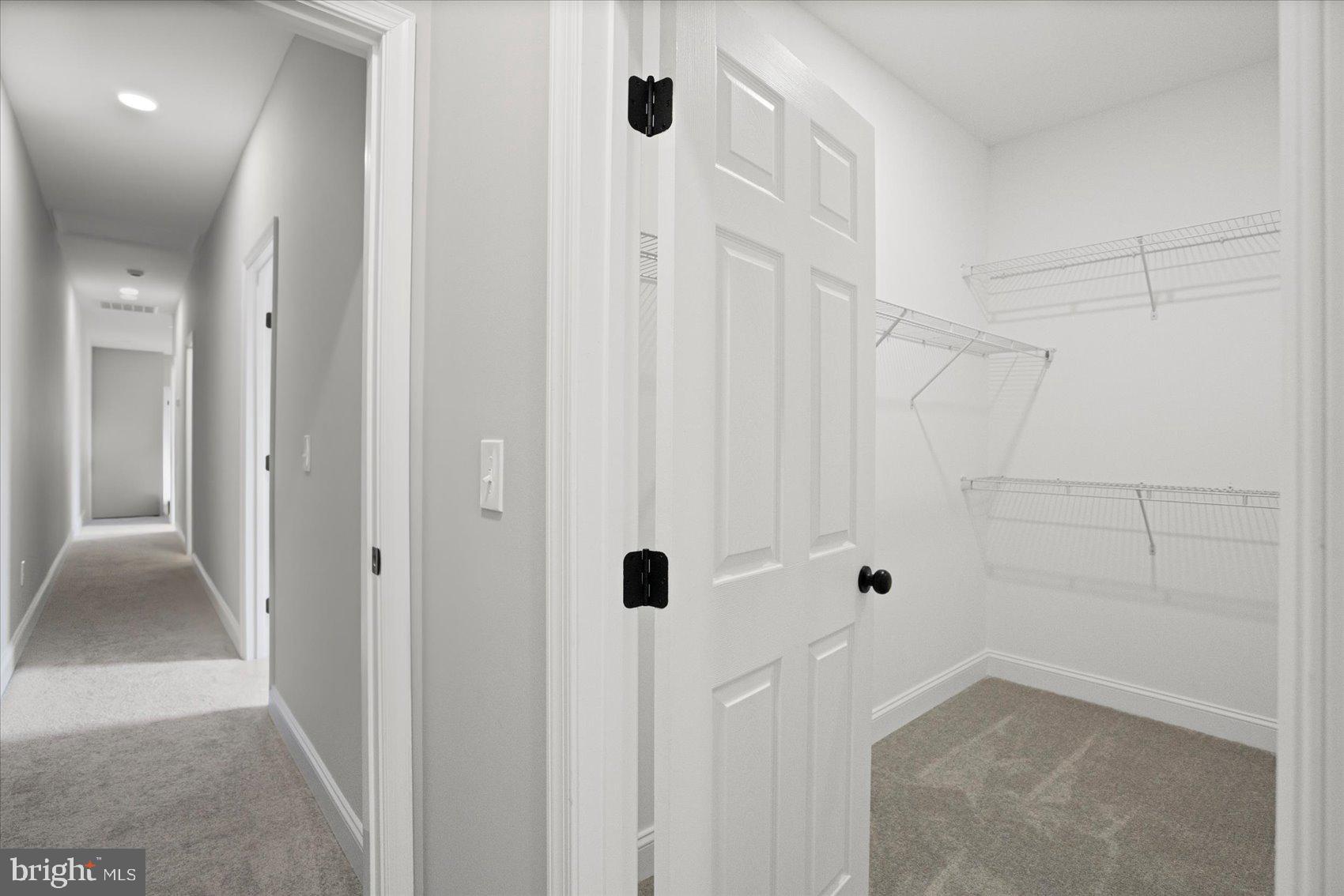 MONDAWMIN - Residential