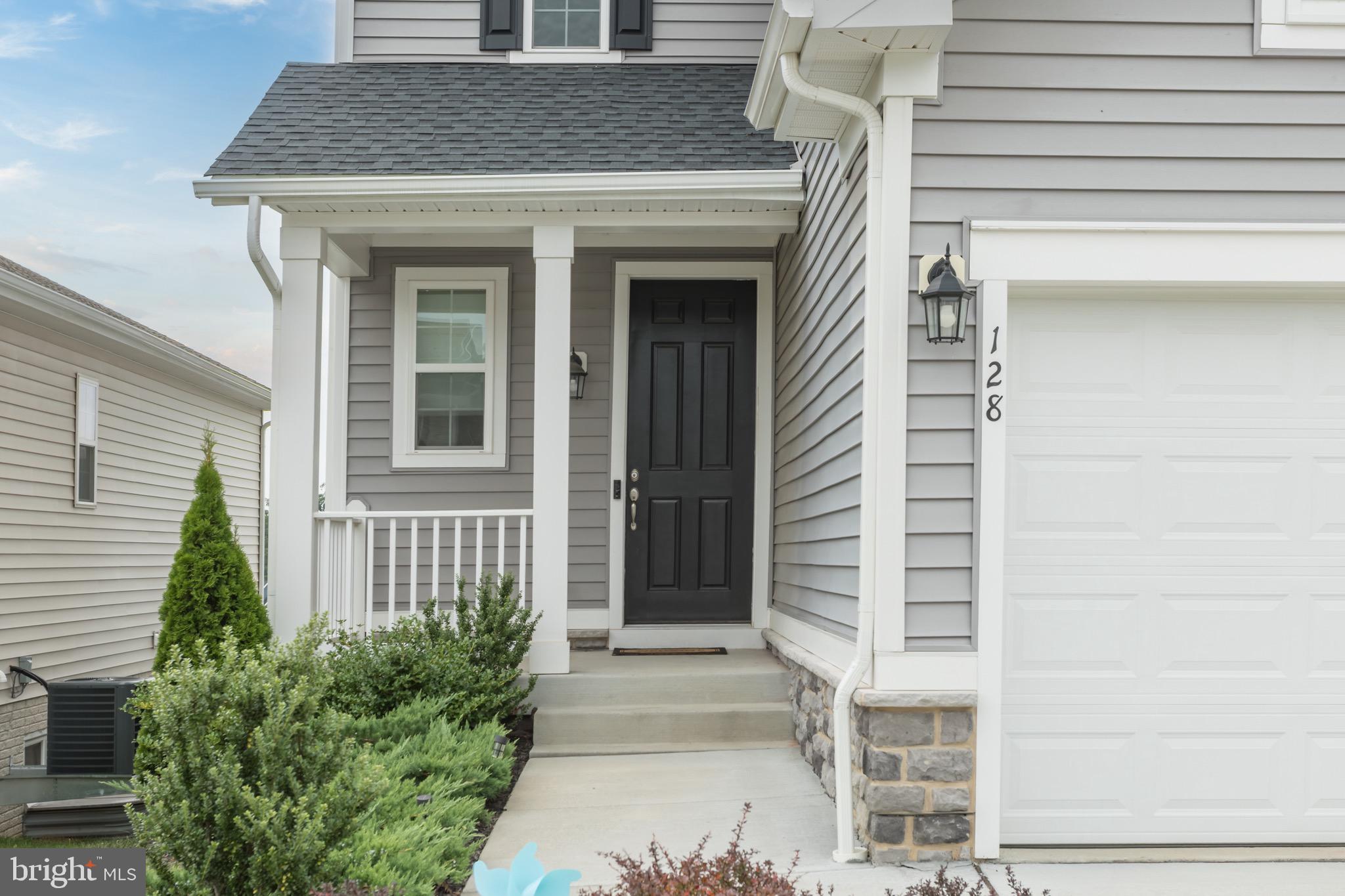 128 RAVEN OAKS DRIVE