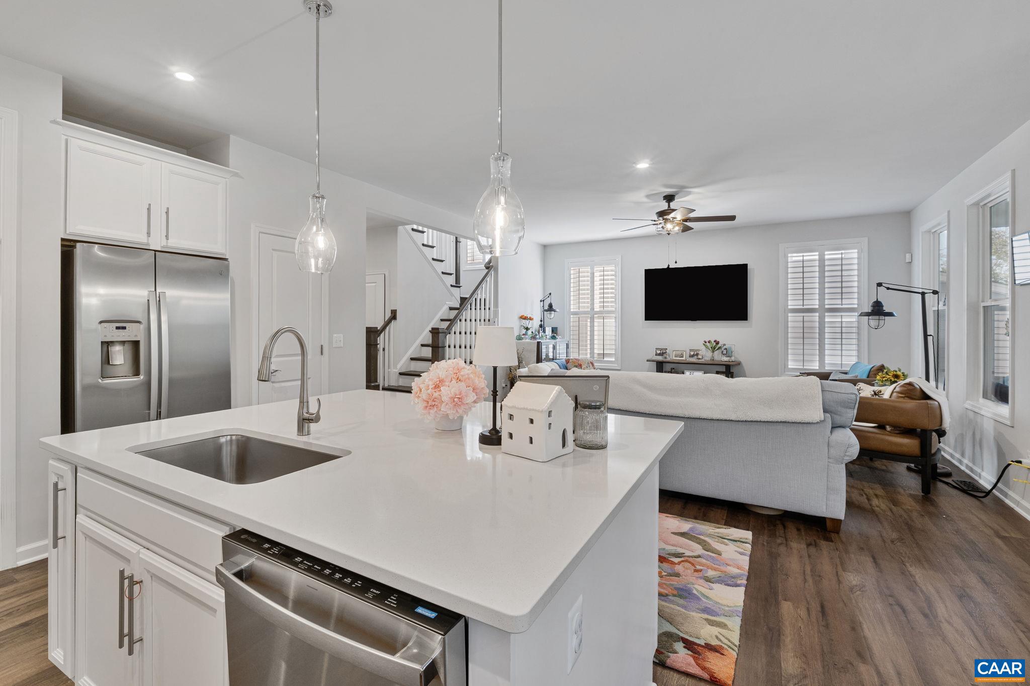 PLEASANT GREEN - Residential